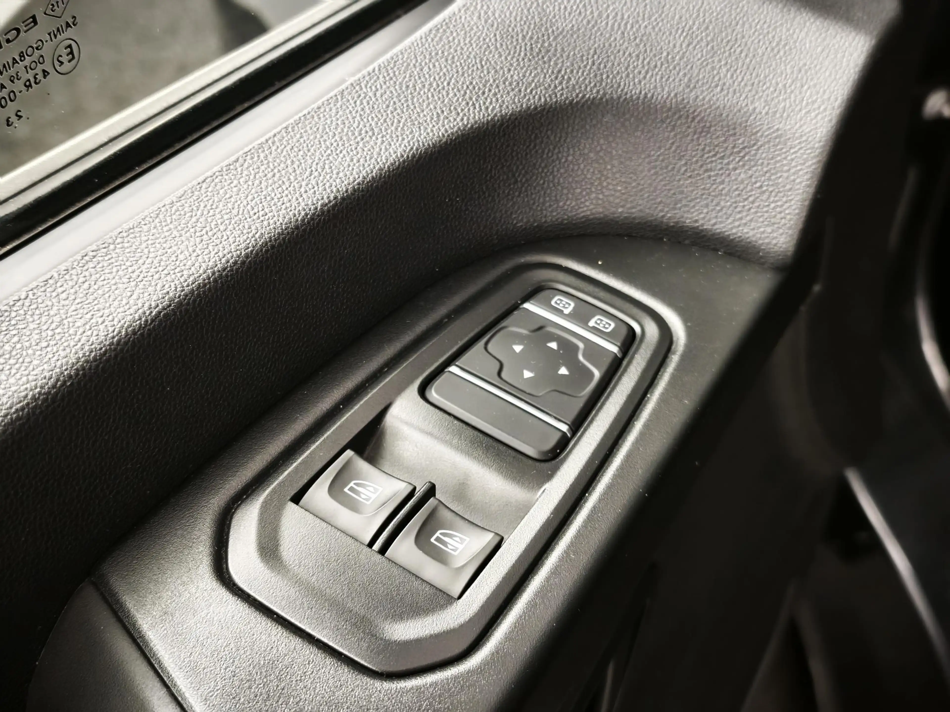 Renault Trafic 2.0 dCi 130 T30 L2H1 Work Edition | Camera | Navig — photo 19