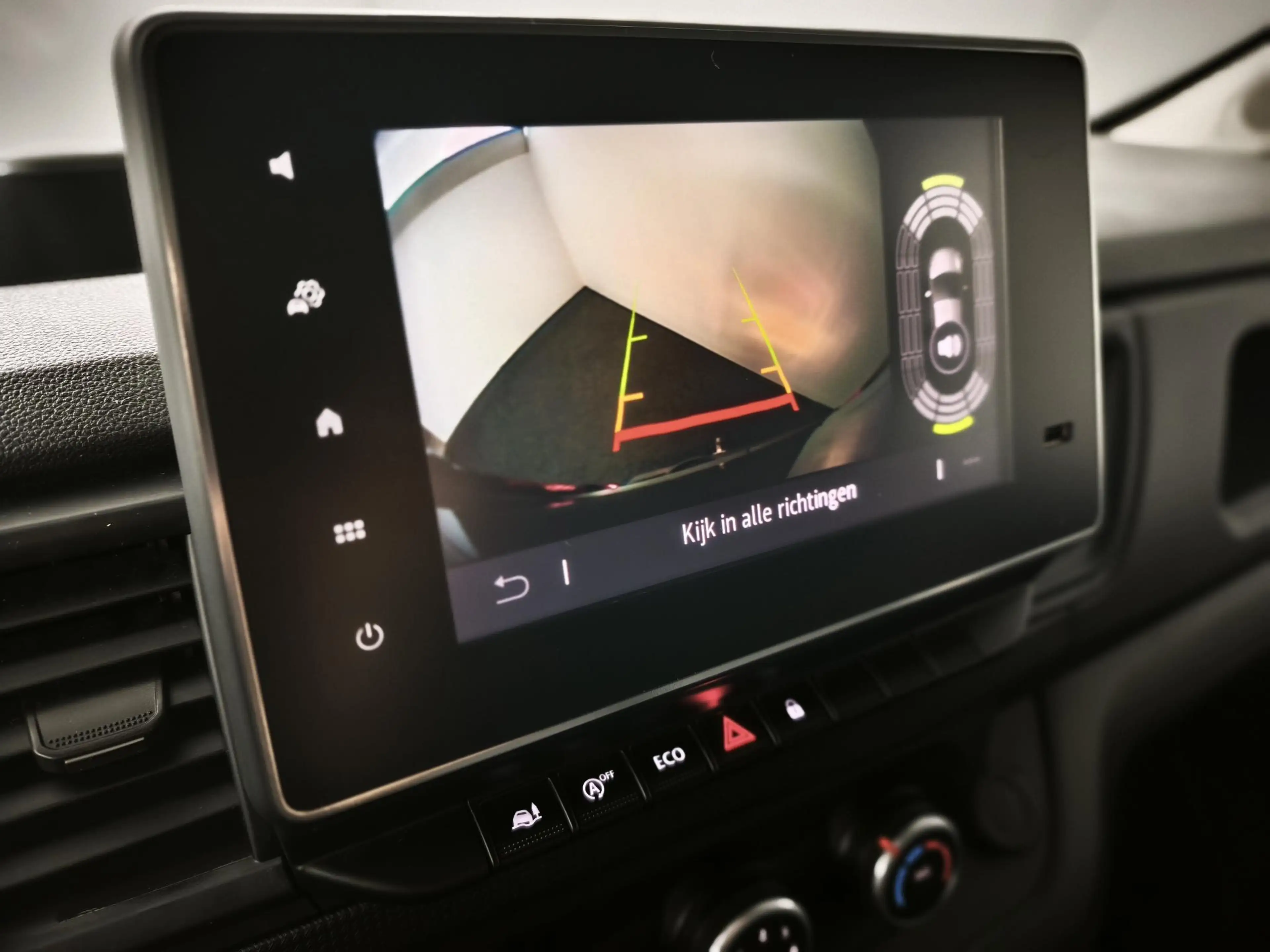 Renault Trafic 2.0 dCi 130 T30 L2H1 Work Edition | Camera | Navig — photo 11