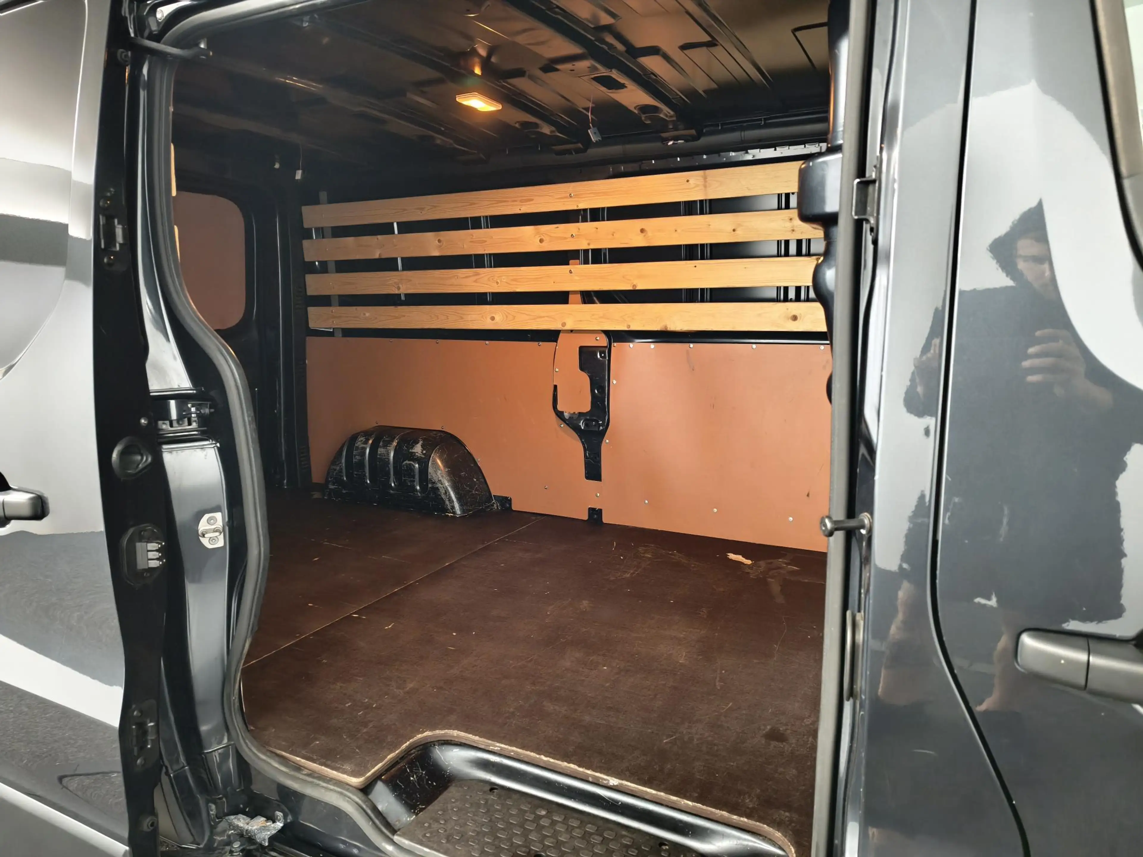 Renault Trafic 2.0 dCi 130 T30 L2H1 Work Edition | Camera | Navig — photo 7