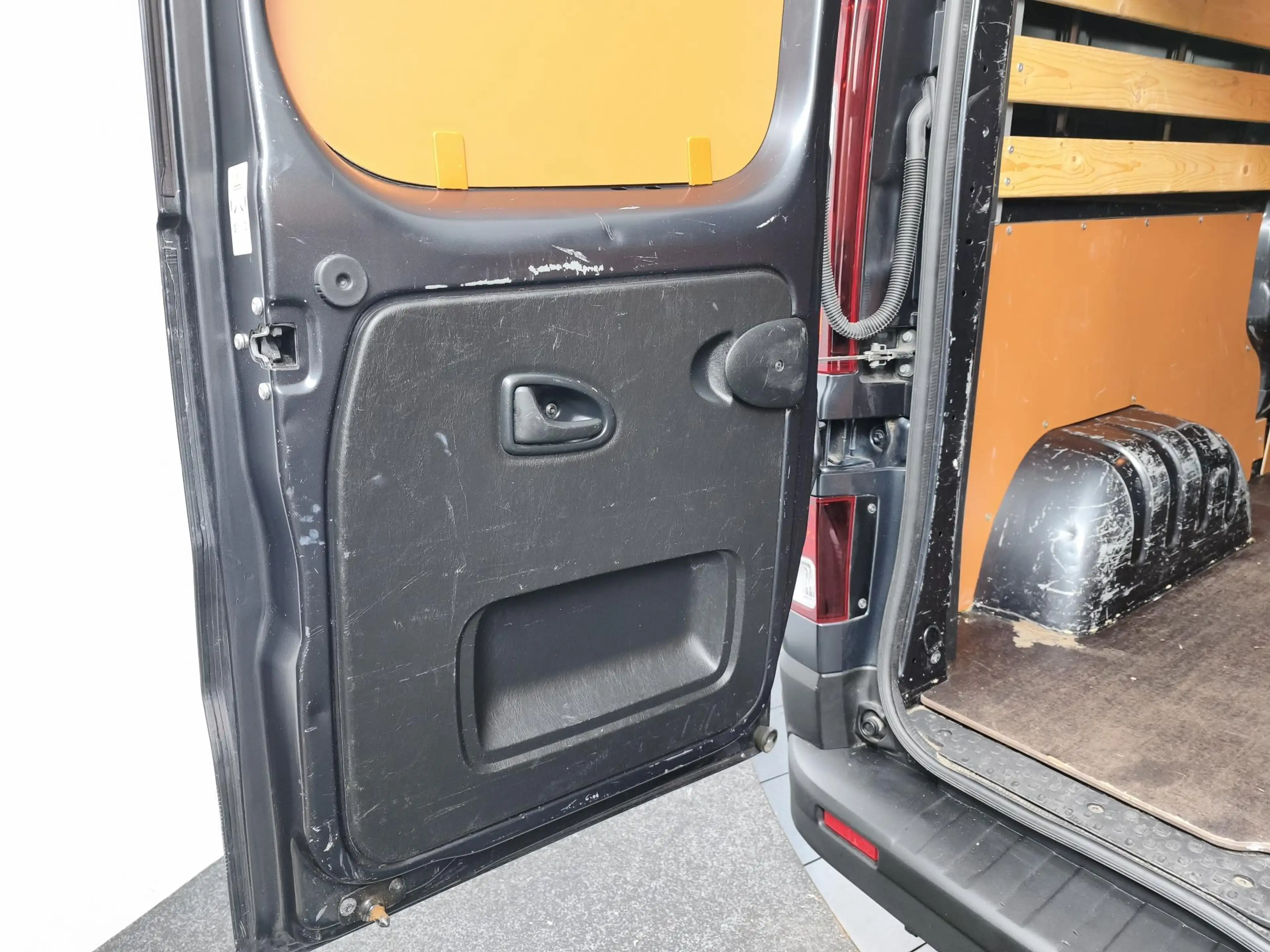 Renault Trafic 2.0 dCi 130 T30 L2H1 Work Edition | Camera | Navig — photo 30