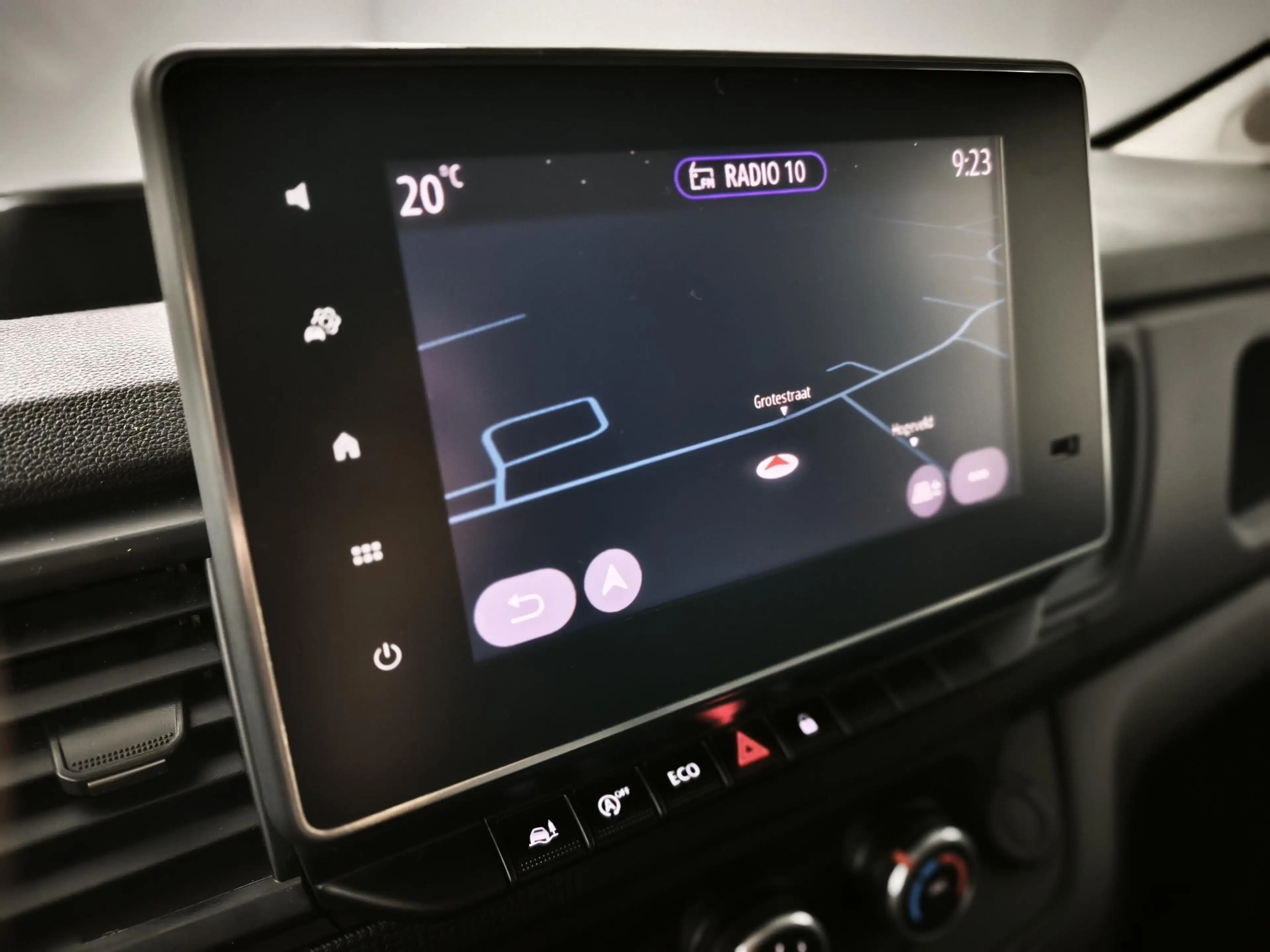 Renault Trafic 2.0 dCi 130 T30 L2H1 Work Edition | Camera | Navig — photo 10