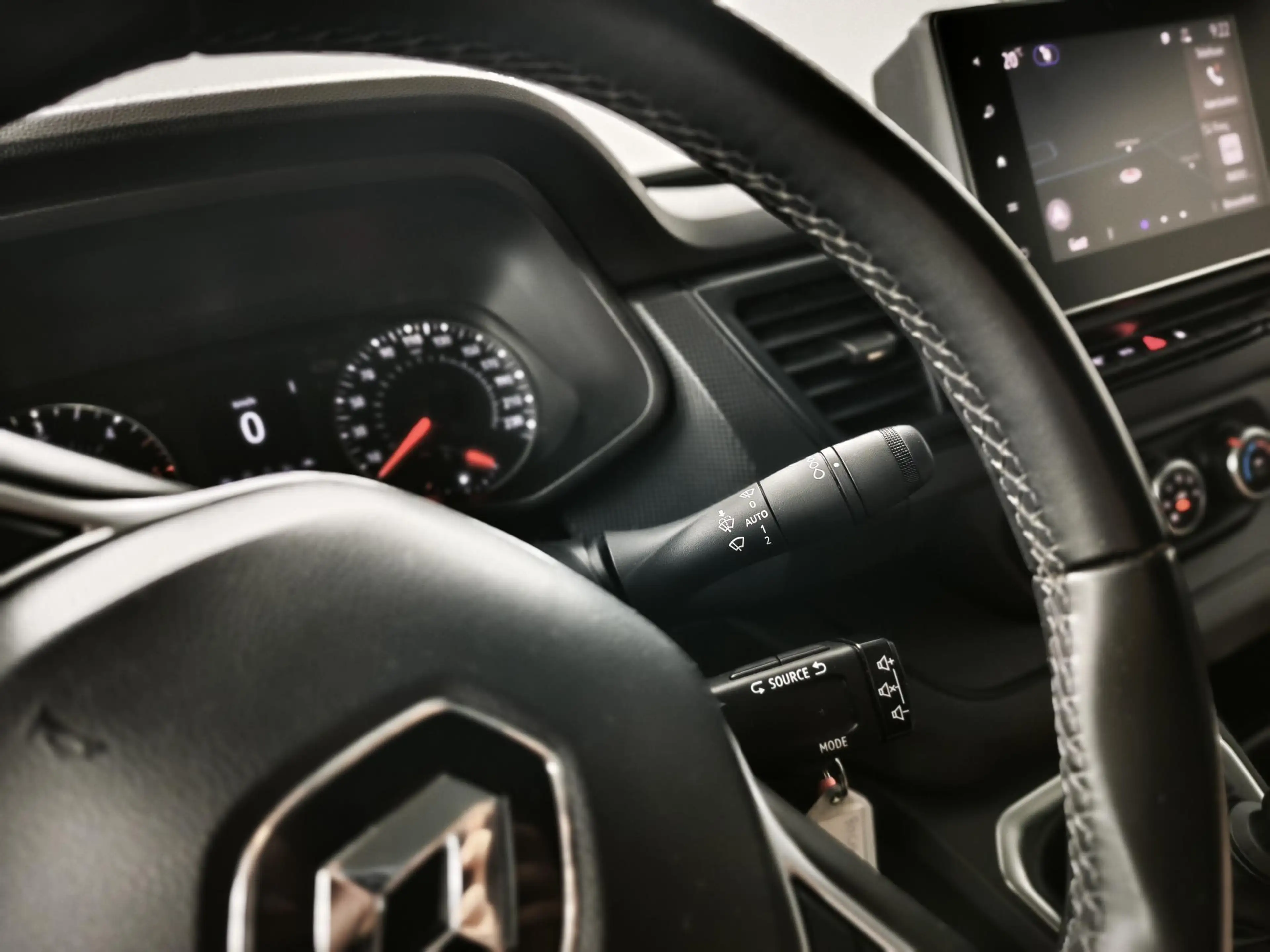Renault Trafic 2.0 dCi 130 T30 L2H1 Work Edition | Camera | Navig — photo 26