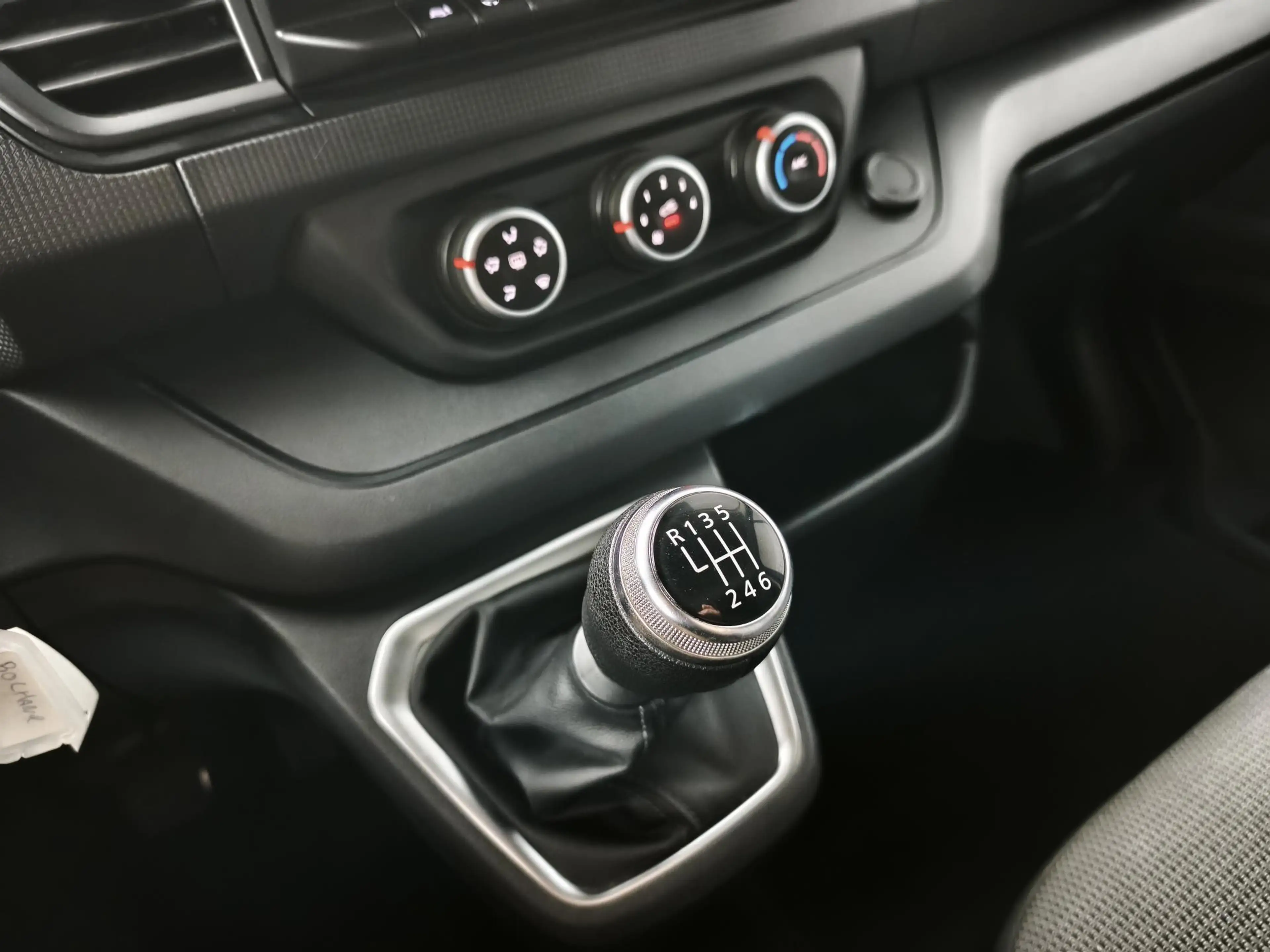 Renault Trafic 2.0 dCi 130 T30 L2H1 Work Edition | Camera | Navig — photo 20