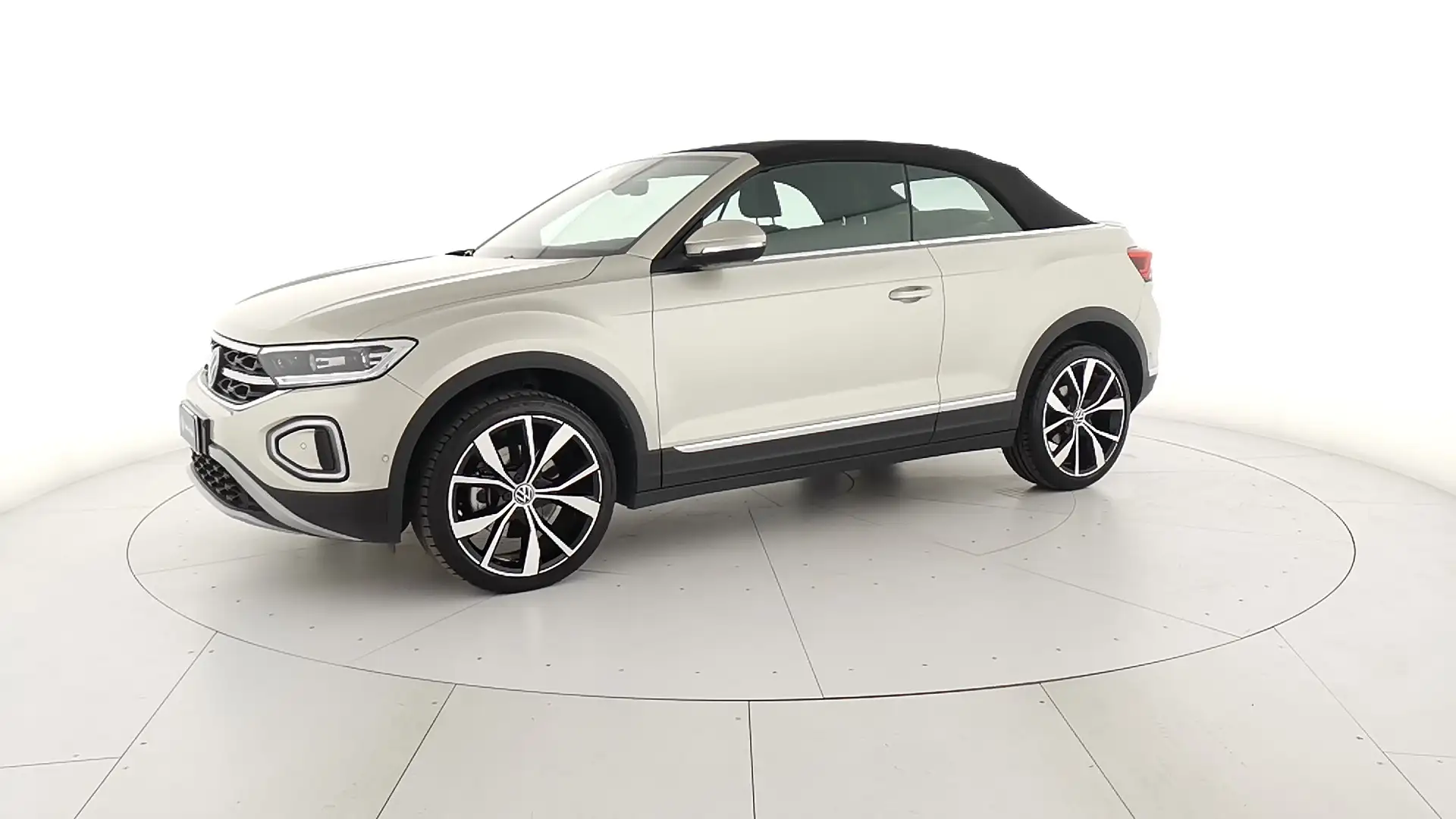 Volkswagen T-Roc Cabriolet 1.5 TSI ACT Style Gold - 2
