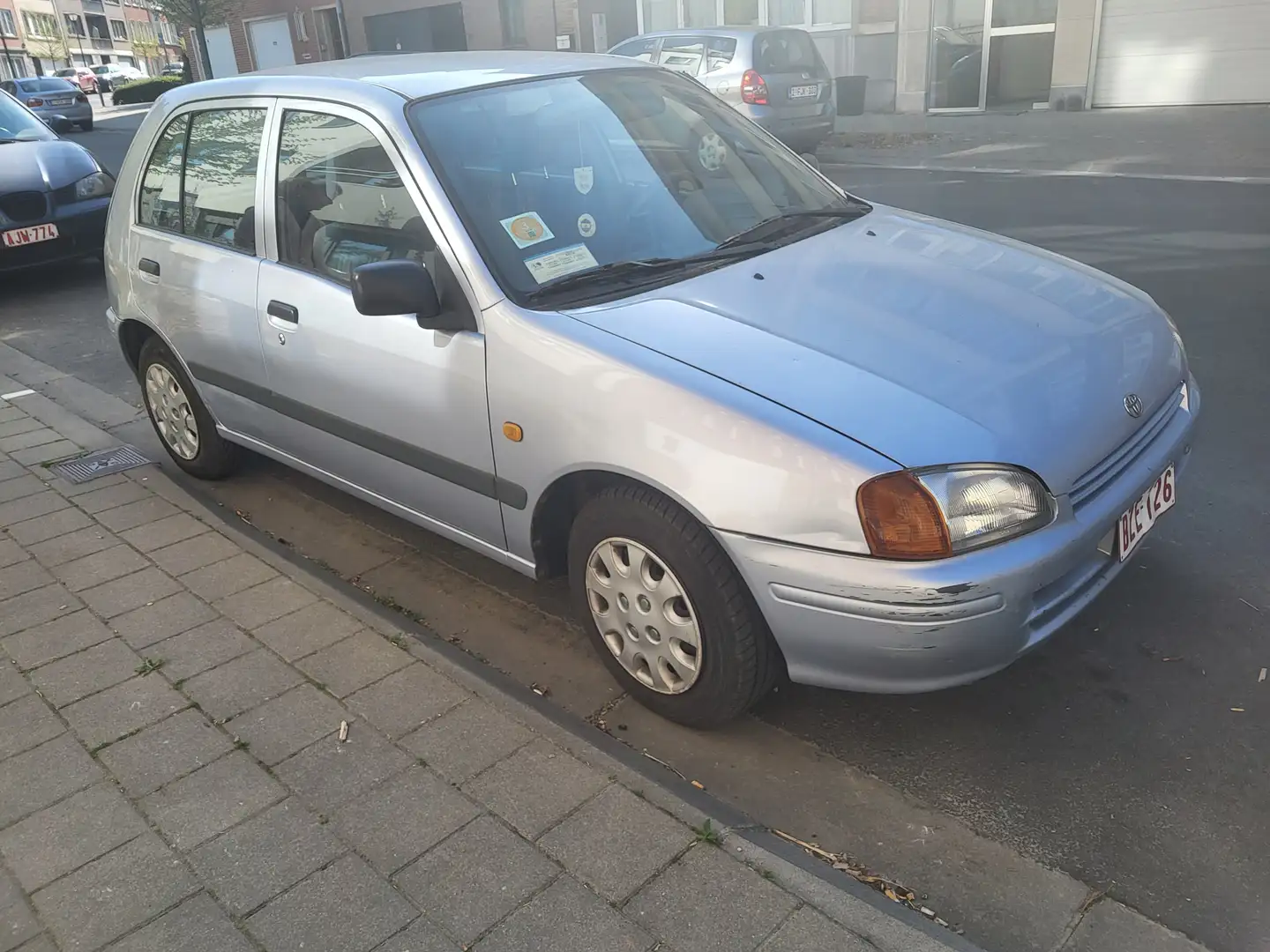 Toyota Starlet 1.3i 16v XT Argento - 1