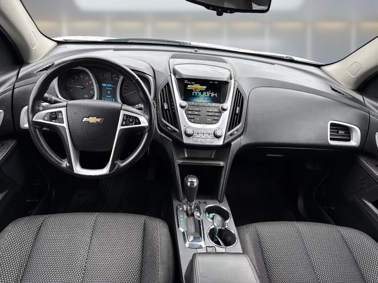 Chevrolet Equinox photo Chevrolet Equinox