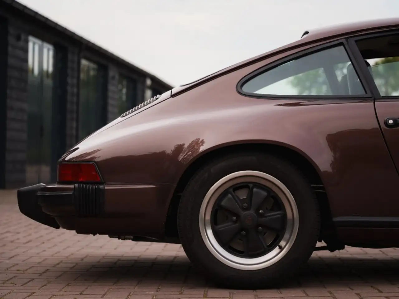 Porsche 911 3.0 SC Coupe â Palisander Metallic, foto 10