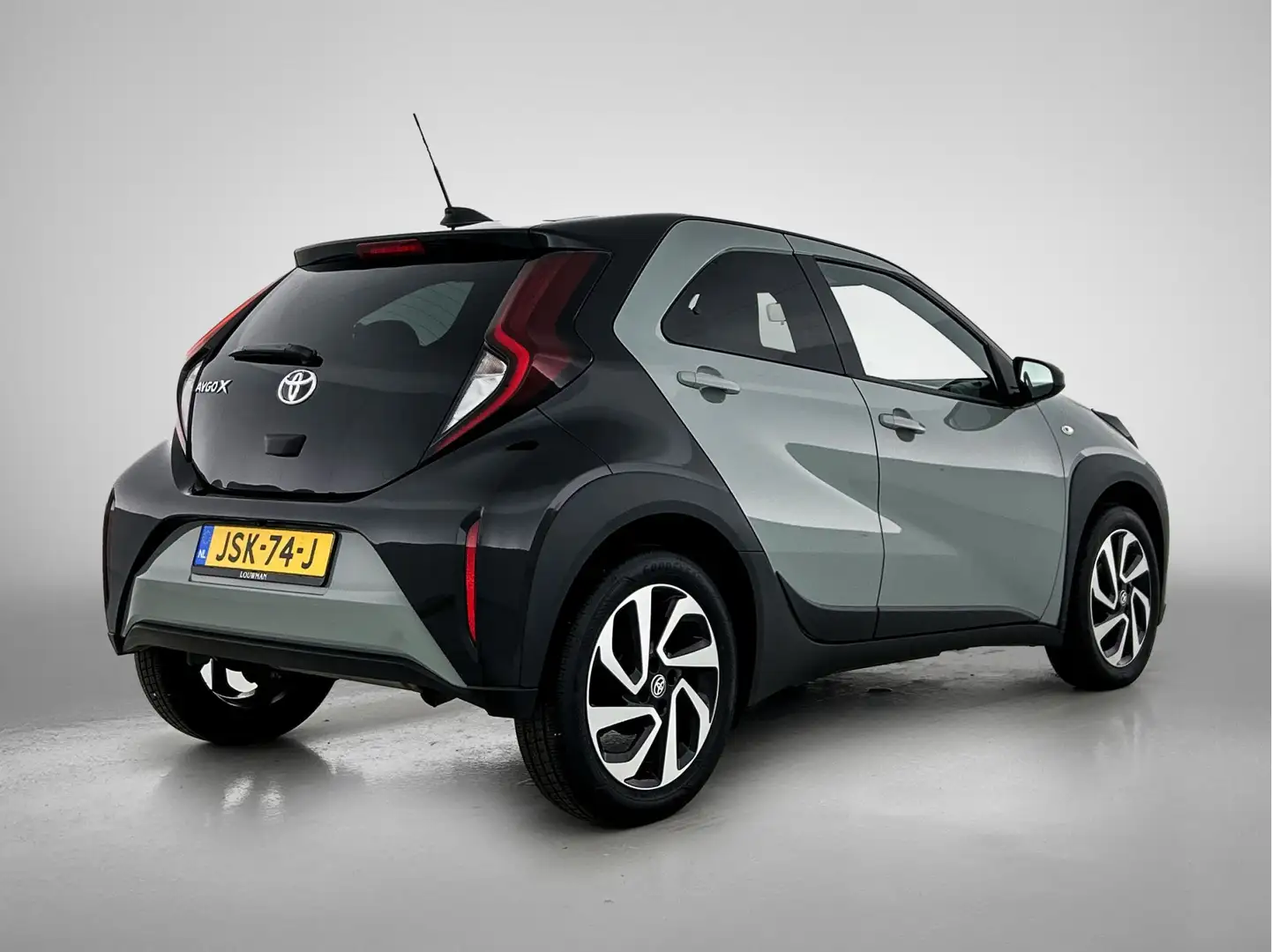 Toyota Aygo X 1.0 VVT-i MT Pulse | Apple Carplay & Android Auto Vert - 2