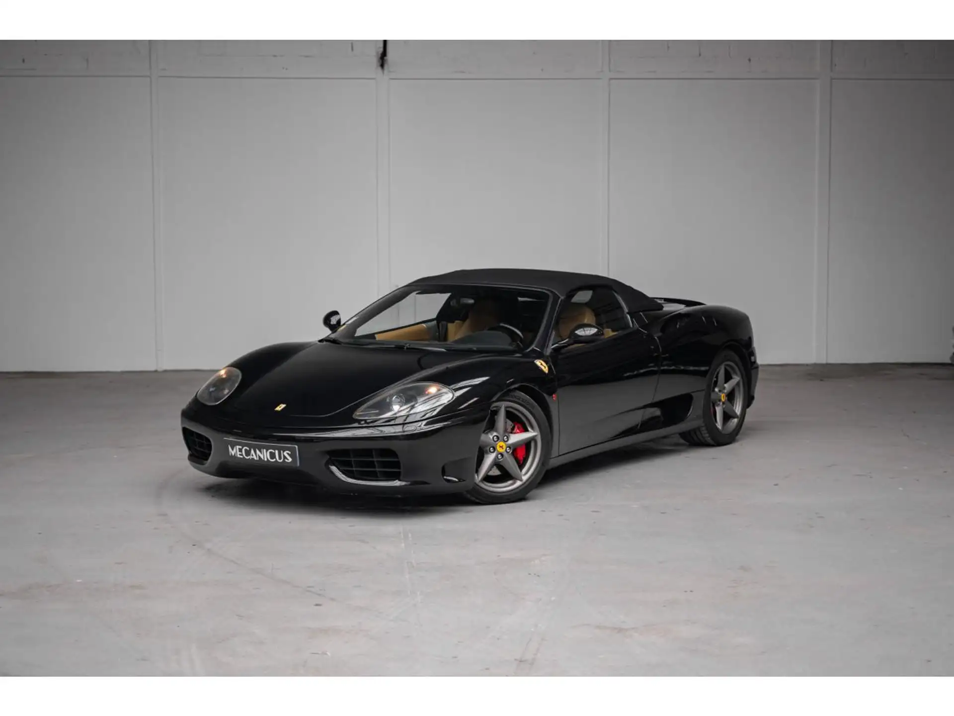 페라리 360 Spider 2004 검정 사진 1