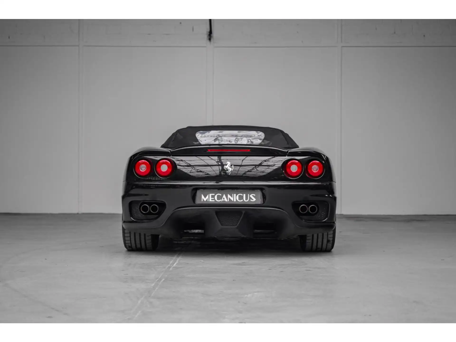 페라리 360 Spider 2004 검정 사진 5