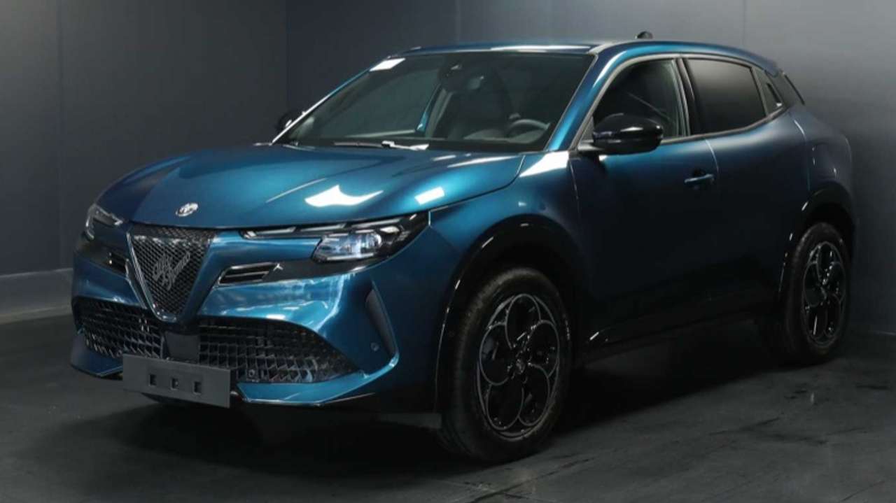 Alfa Romeo Junior Junior 1.2 Hybrid Q4 Integrale 145cv DCT6