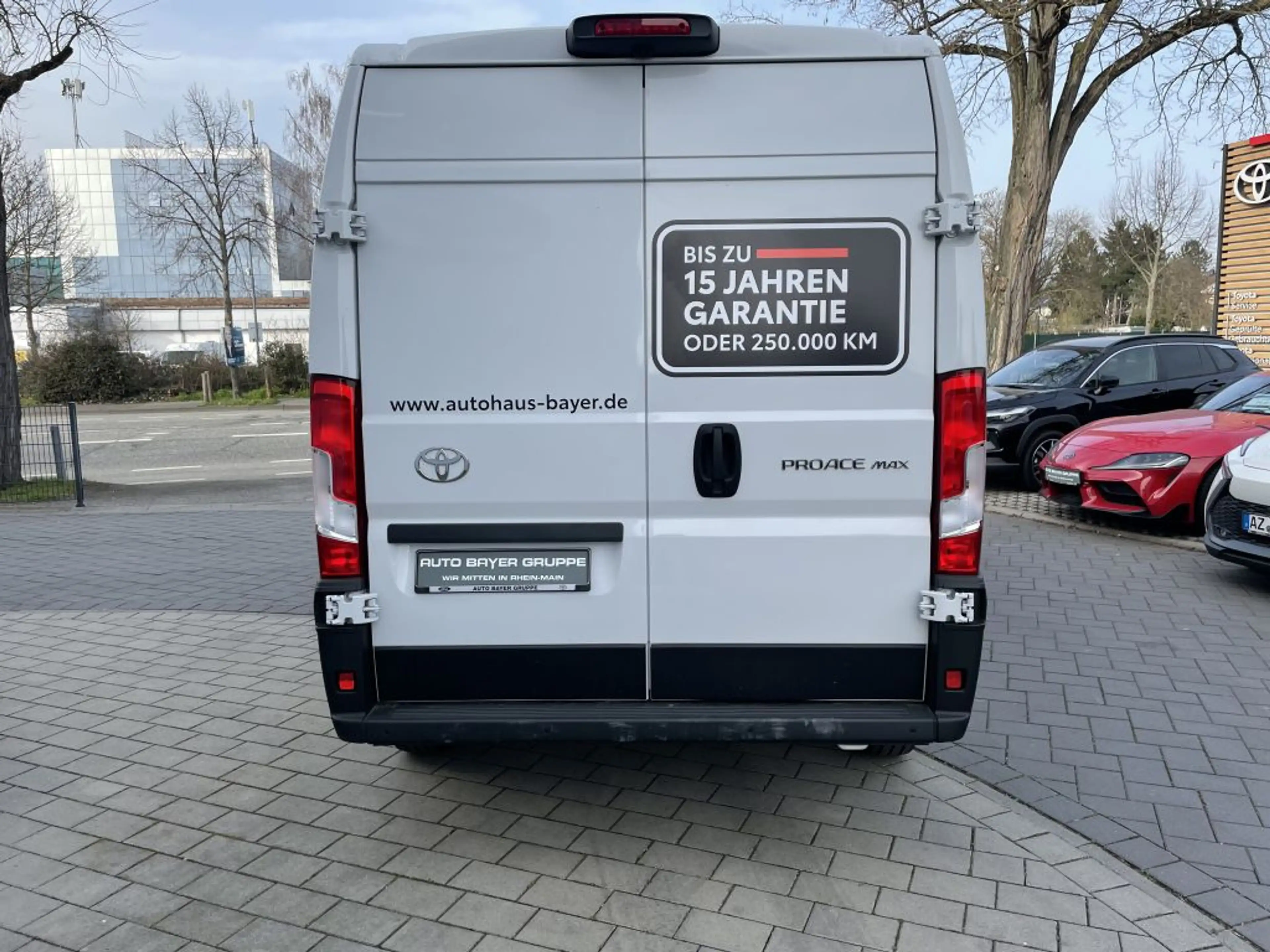 Toyota Proace Max 2.2-l-D 35 L3H2 Work — photo 5