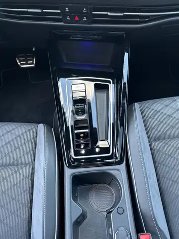 Volkswagen Golf view 15