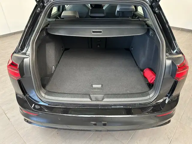 Volkswagen Golf view 6