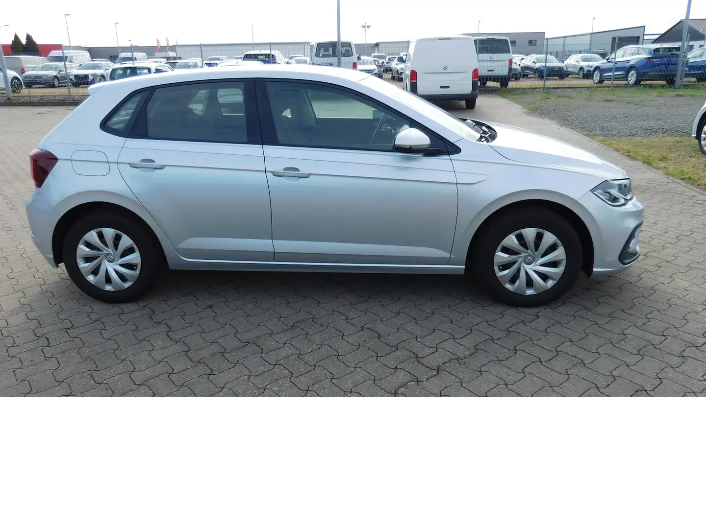 Volkswagen Polo 1.0 Life TSI BMT 4Trg Klima Navi LED Silber - 2