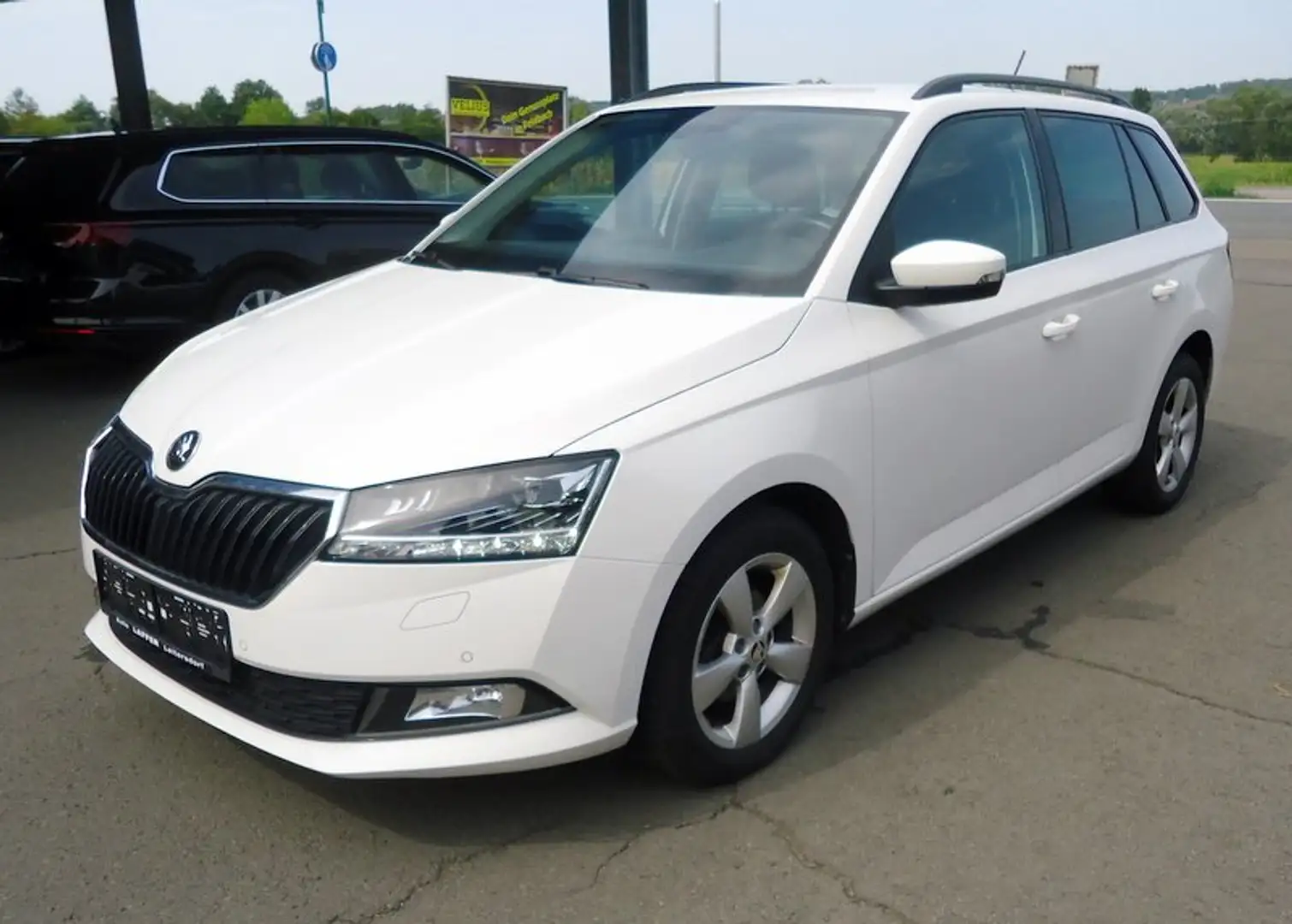 Skoda Fabia Combi Ambition SC TSI**LED**NAVI**RFK** Weiß - 2