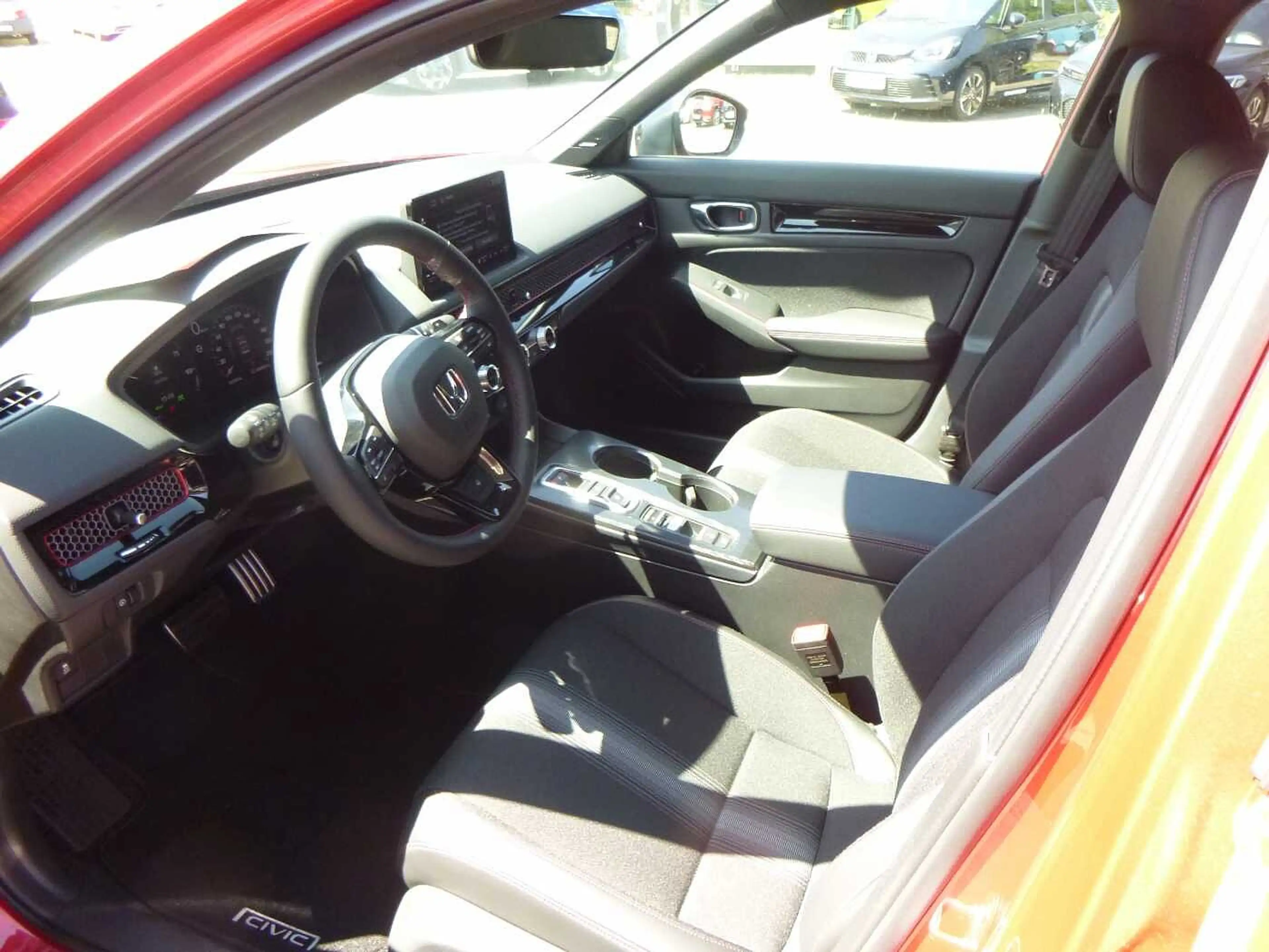 Honda Civic e:HEV (2027) 2.0 i-MMD Hybrid Sport — photo 12