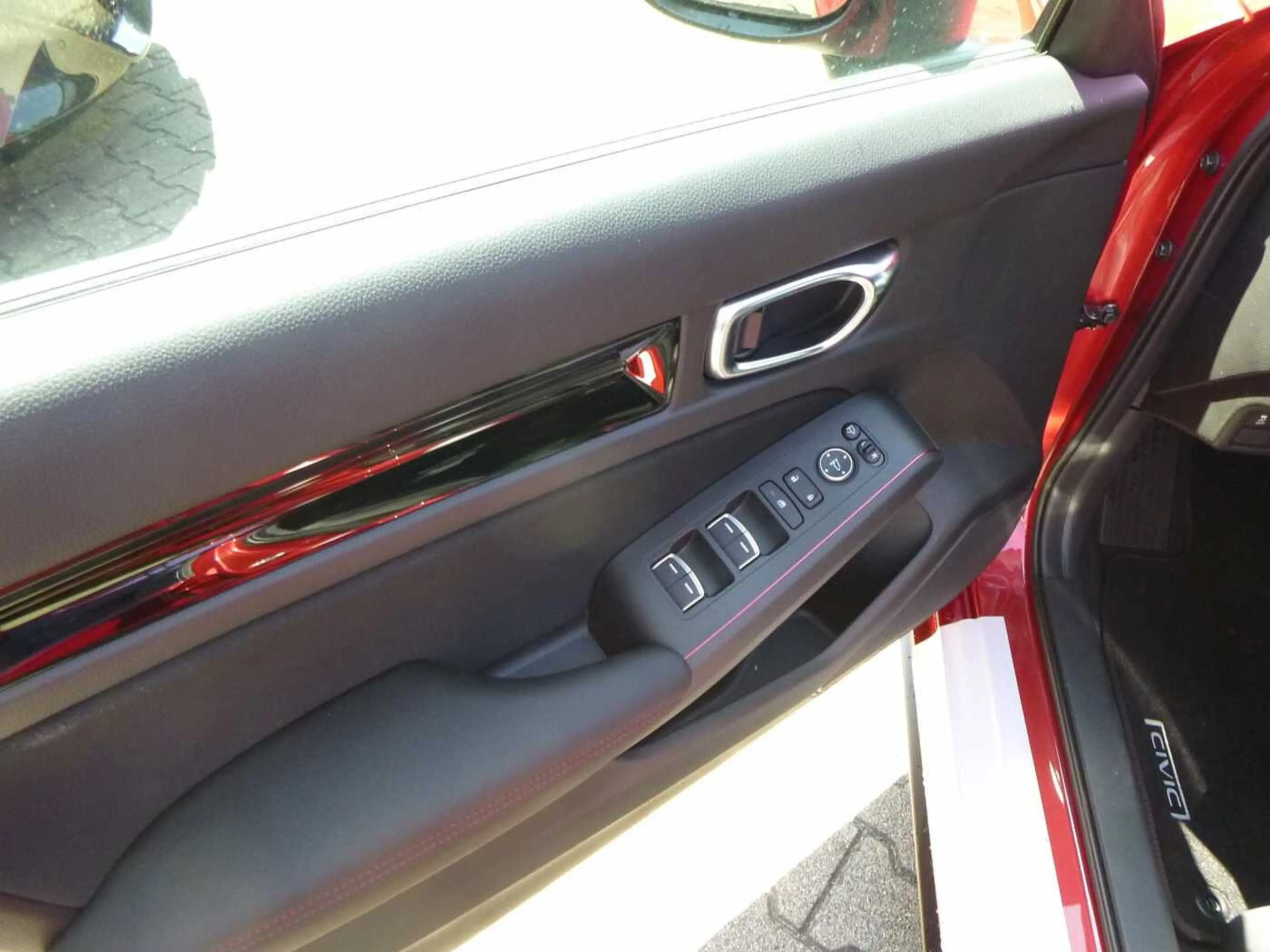Honda Civic e:HEV (2027) 2.0 i-MMD Hybrid Sport — photo 11