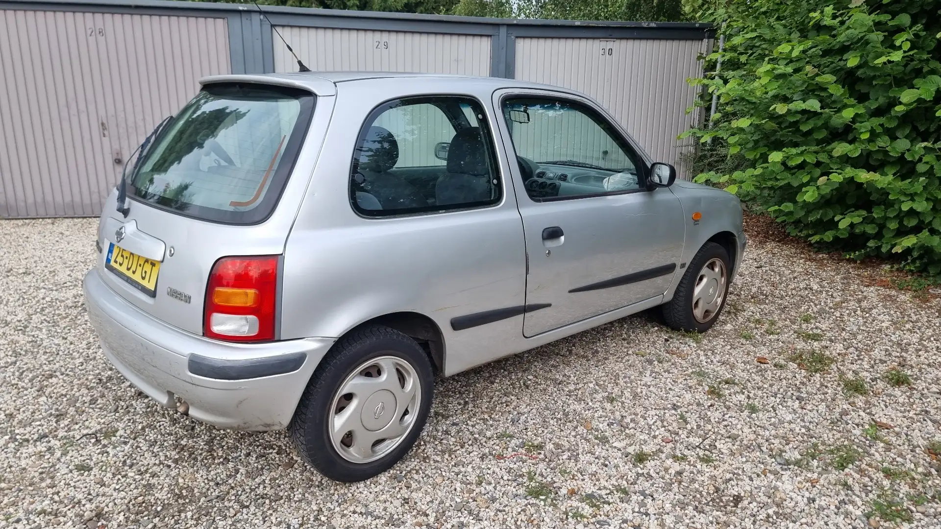 Nissan Micra 1.3 GX N-CVT Automaat ! Plateado - 1
