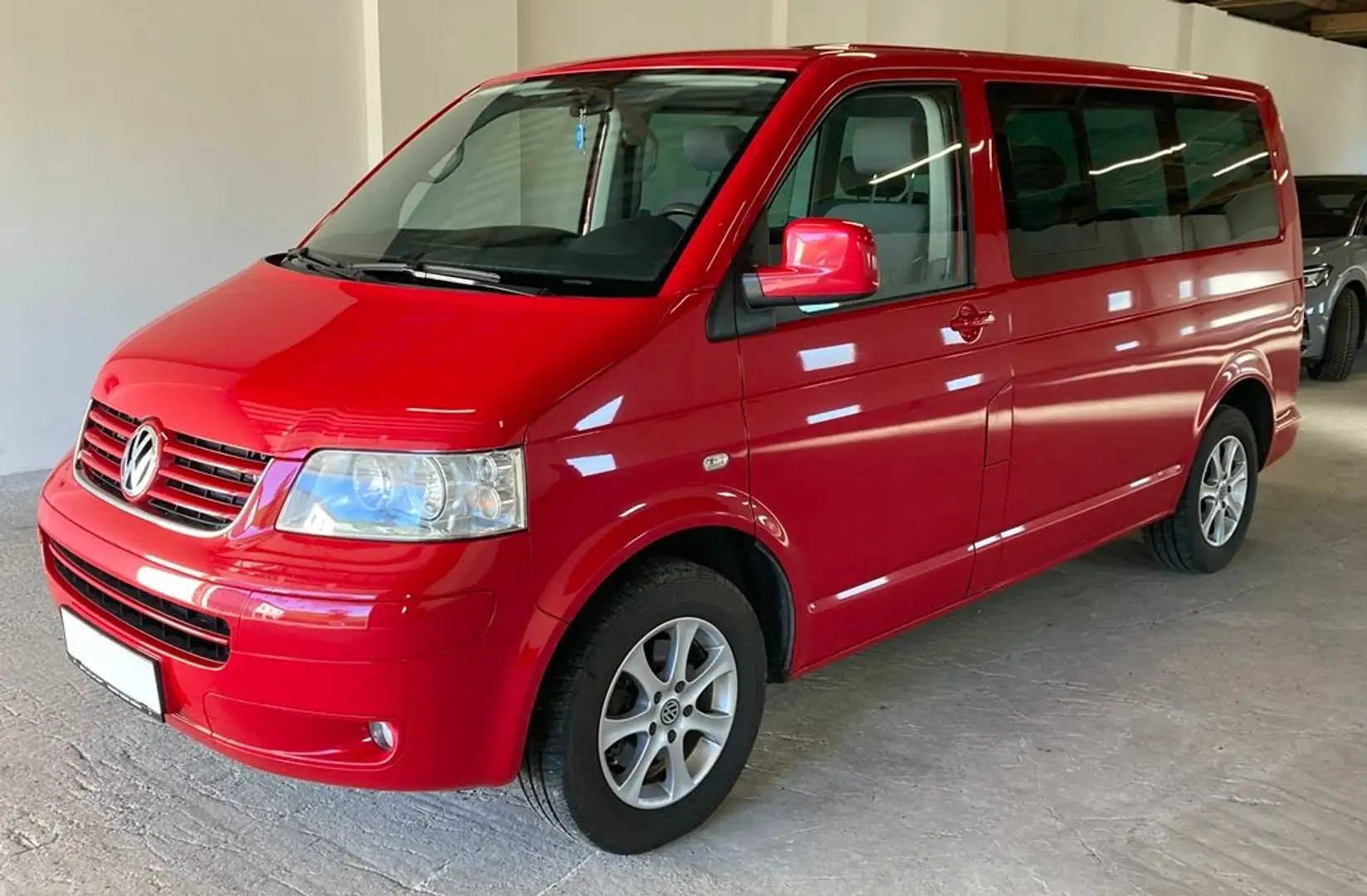 Volkswagen T5 California Multivan crvena - 1