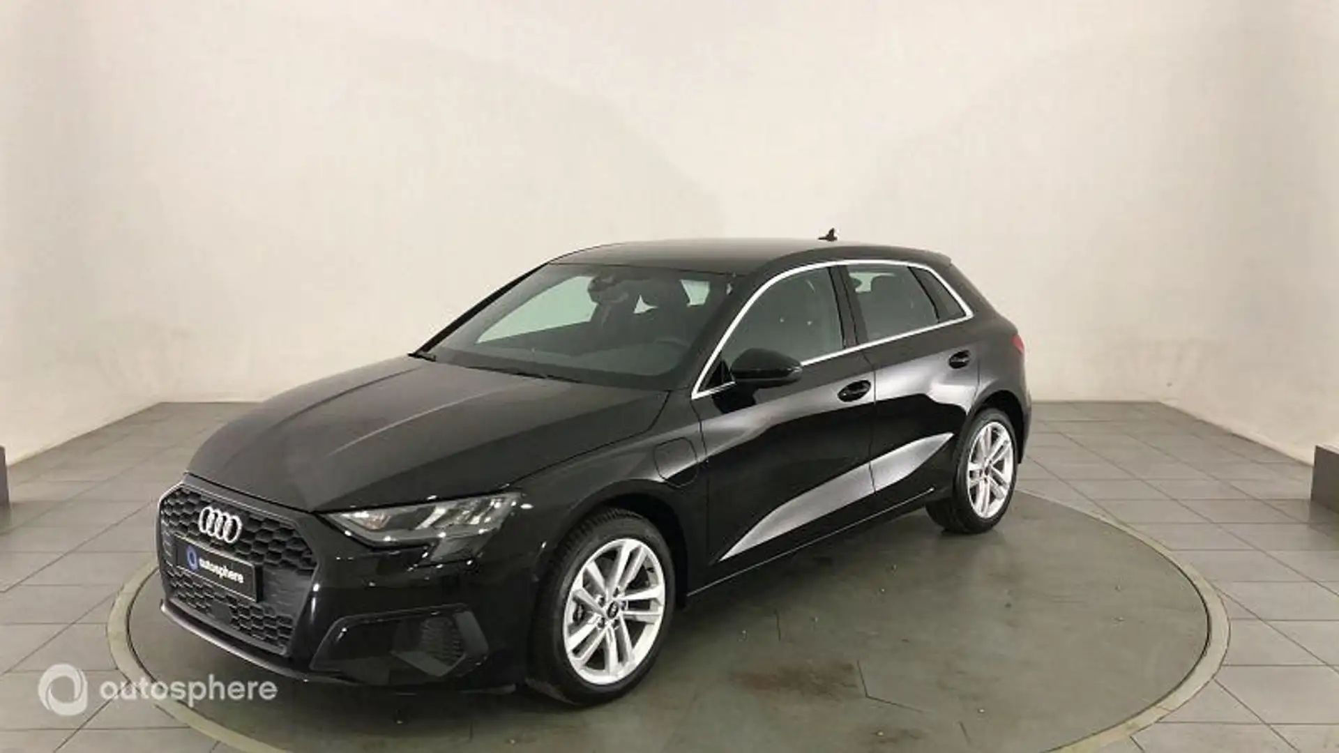 Audi A3 40 TFSI e 204ch Design S tronic 6 - 1