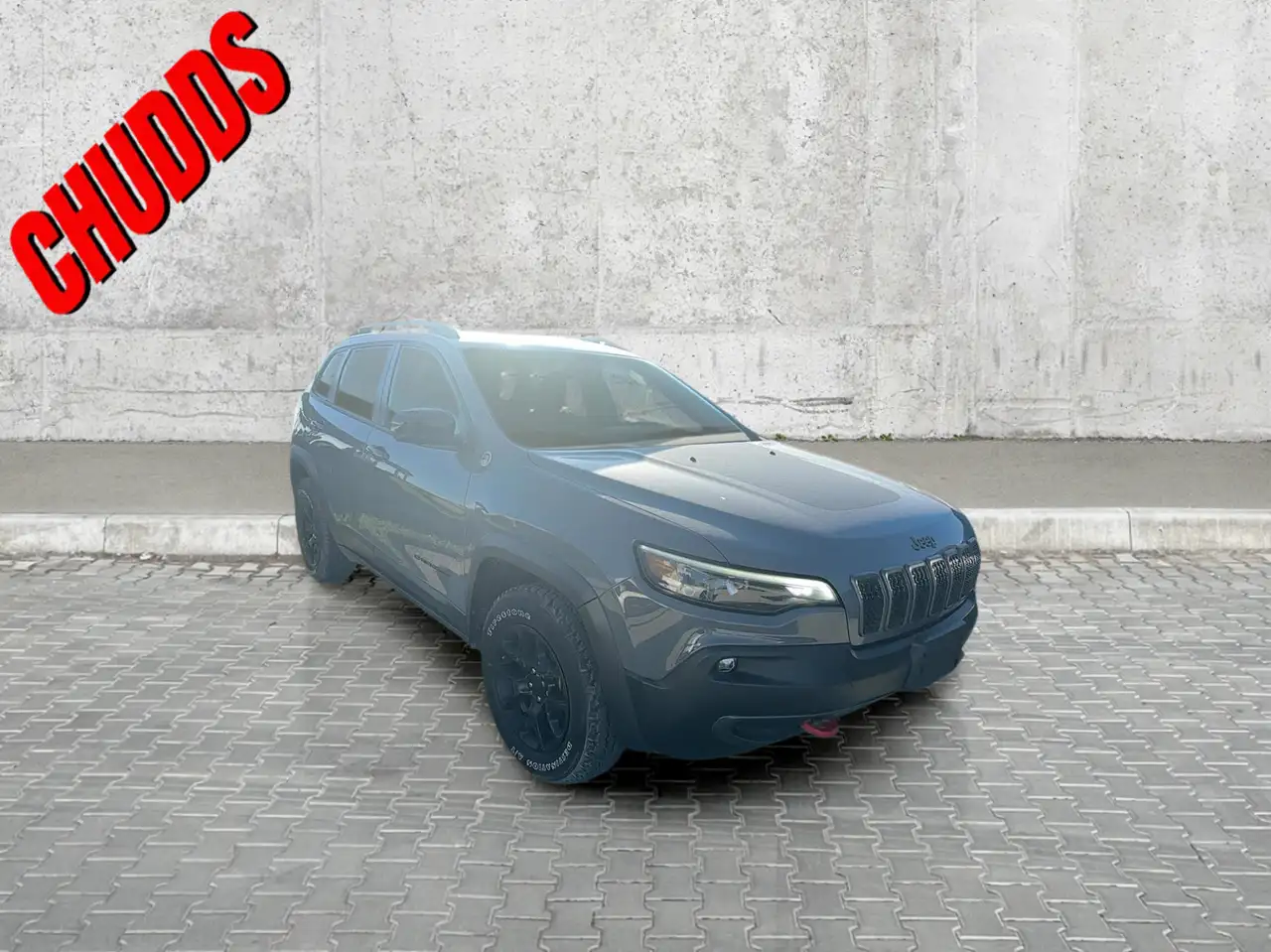 Jeep Cherokee снимка Jeep Cherokee