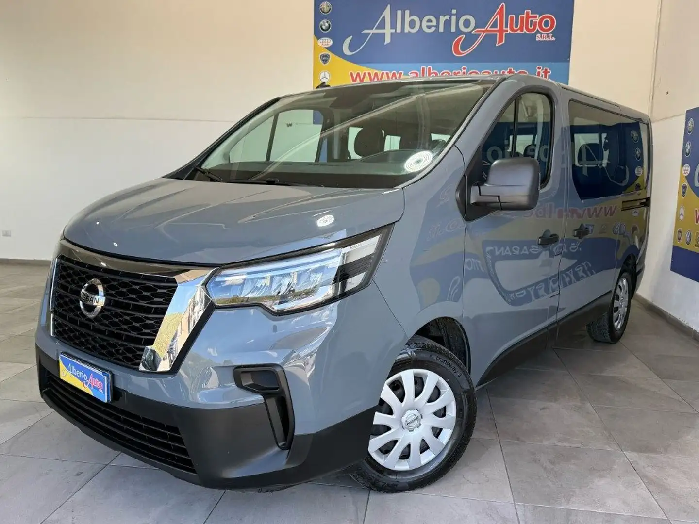 Nissan Primastar 2.0 dCi 110CV  Bus 9 POSTI GARANZIA UFFI 12/2027 Grigio - 1