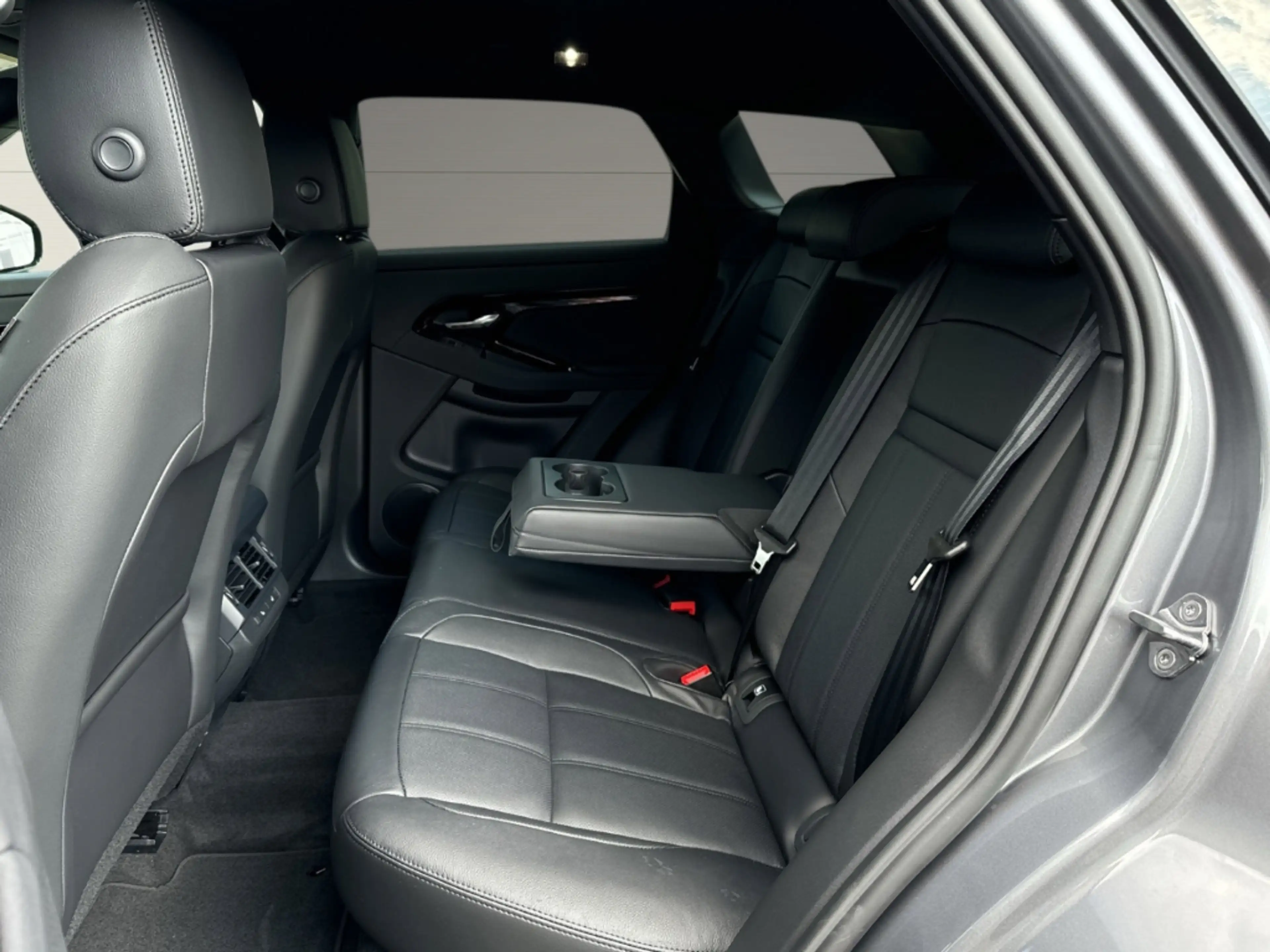 Land Rover Range Rover Evoque D165 S MY25+Nav.+AHK+Leder+ZV — photo 11