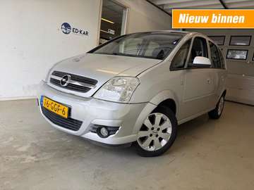 1.6-16V Temptation AUTOMAAT HOGEINSTAP AIRCO NAP A