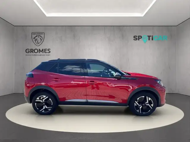 Peugeot 2008 view 2