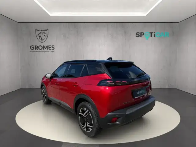 Peugeot 2008 view 5