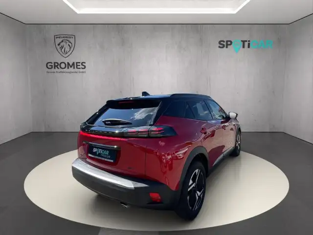Peugeot 2008 view 3