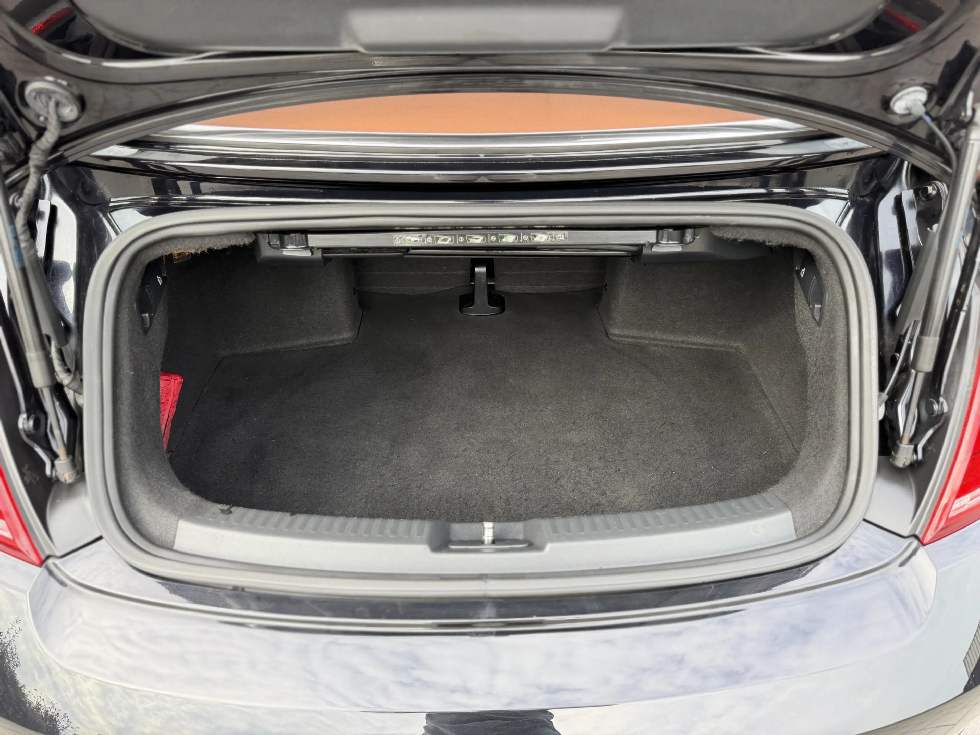 Volkswagen Beetle Cabriolet 2.0 TSI 220pk DSG Karmann | Xenon LED | — photo 9
