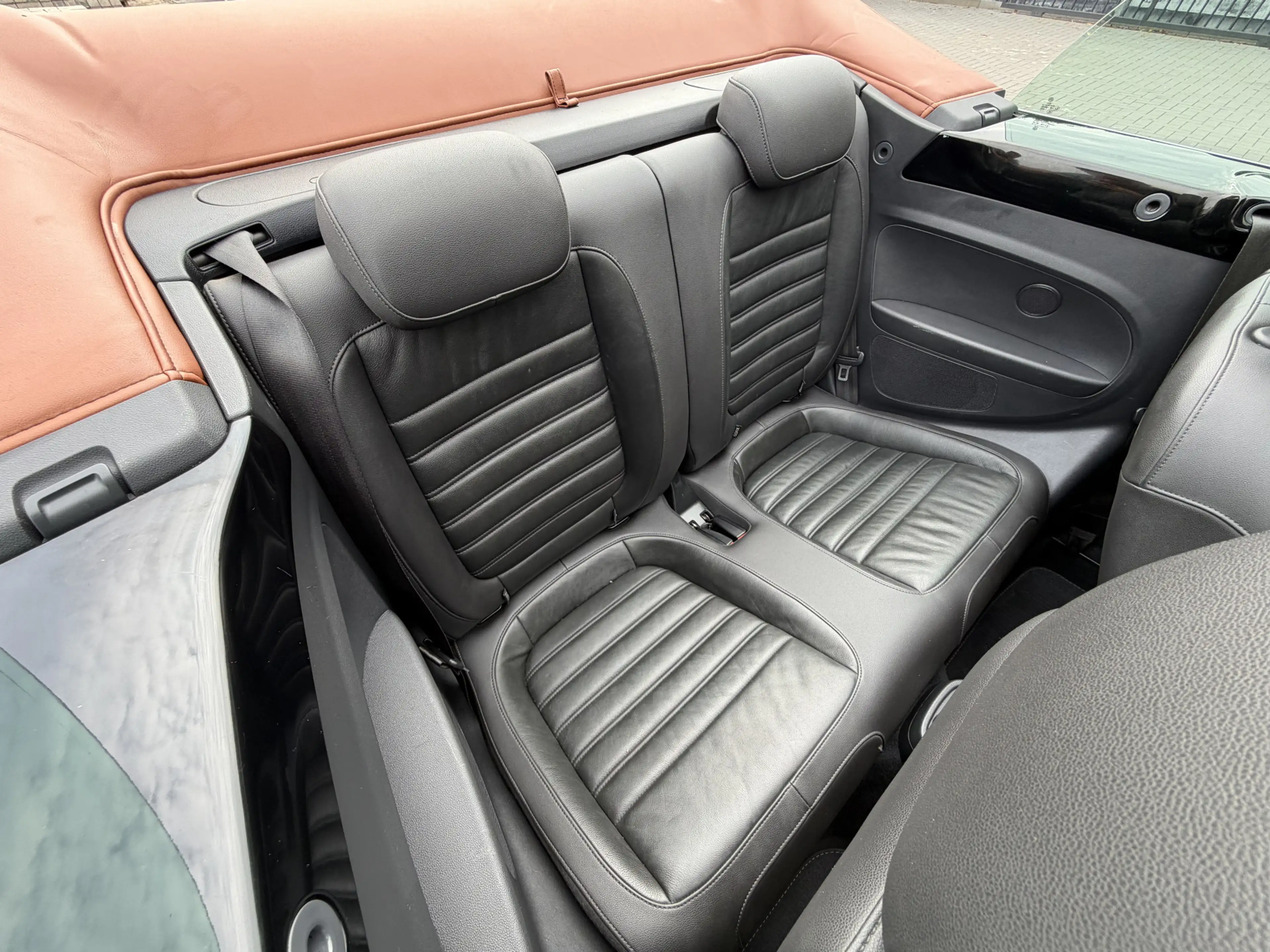 Volkswagen Beetle Cabriolet 2.0 TSI 220pk DSG Karmann | Xenon LED | — photo 8
