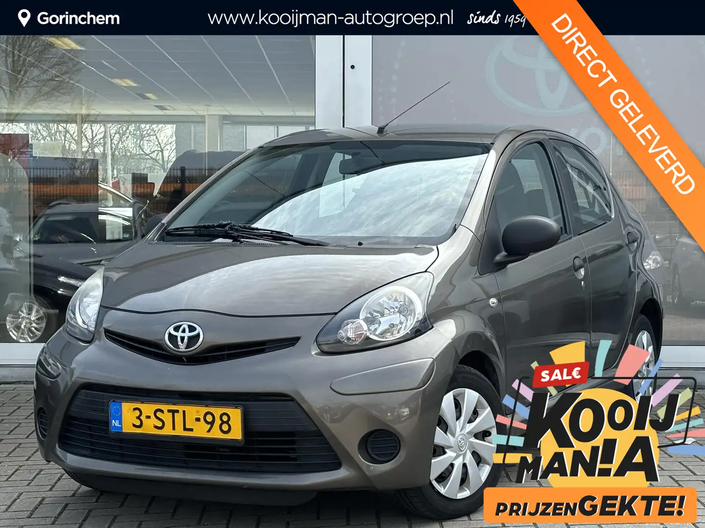 Toyota Aygo 1.0 VVT-i Now Rijklaarprijs met beurt, nieuwe APK Bruin - 1