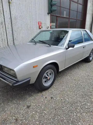 Fiat 130 Coupè 3200 V6 Automatica