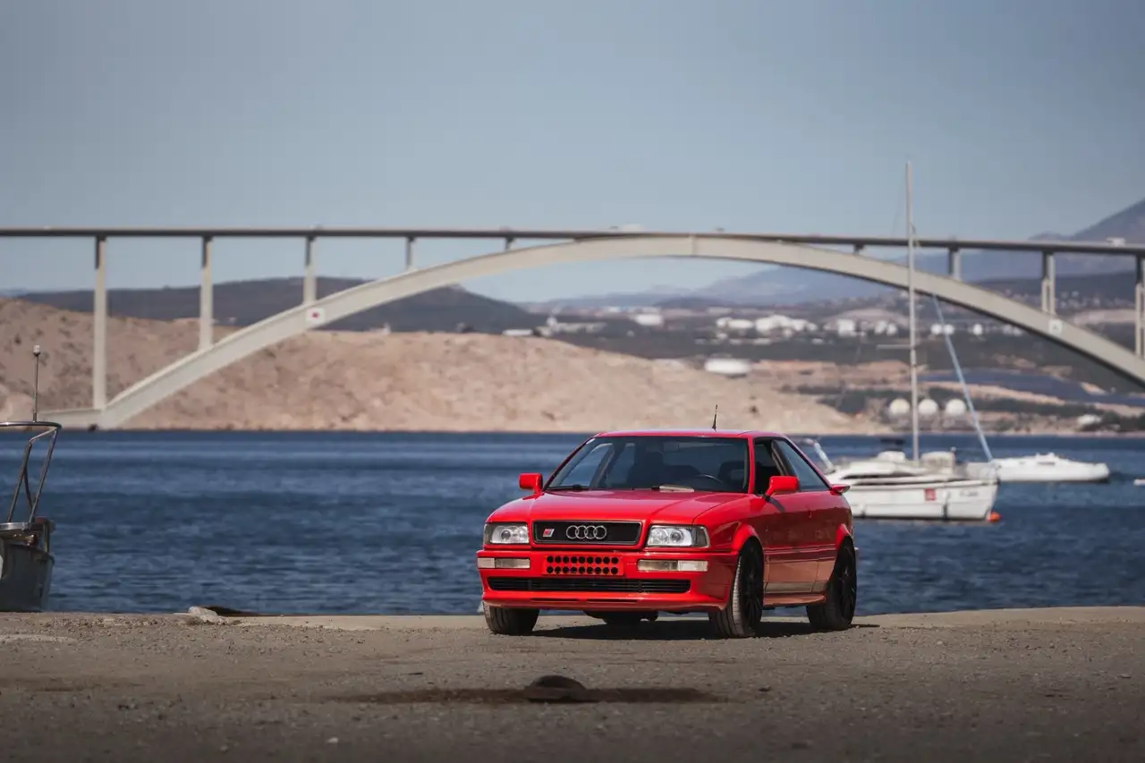 Audi S2