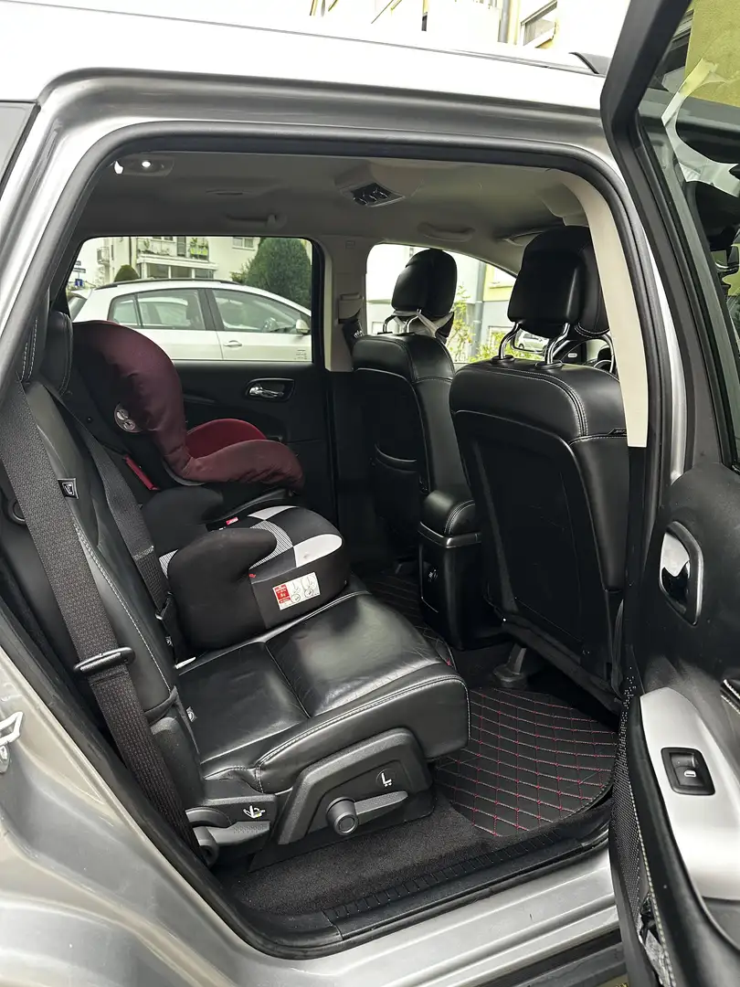 Fiat Freemont 2.0 Multijet 16V DPF My Grau - 2