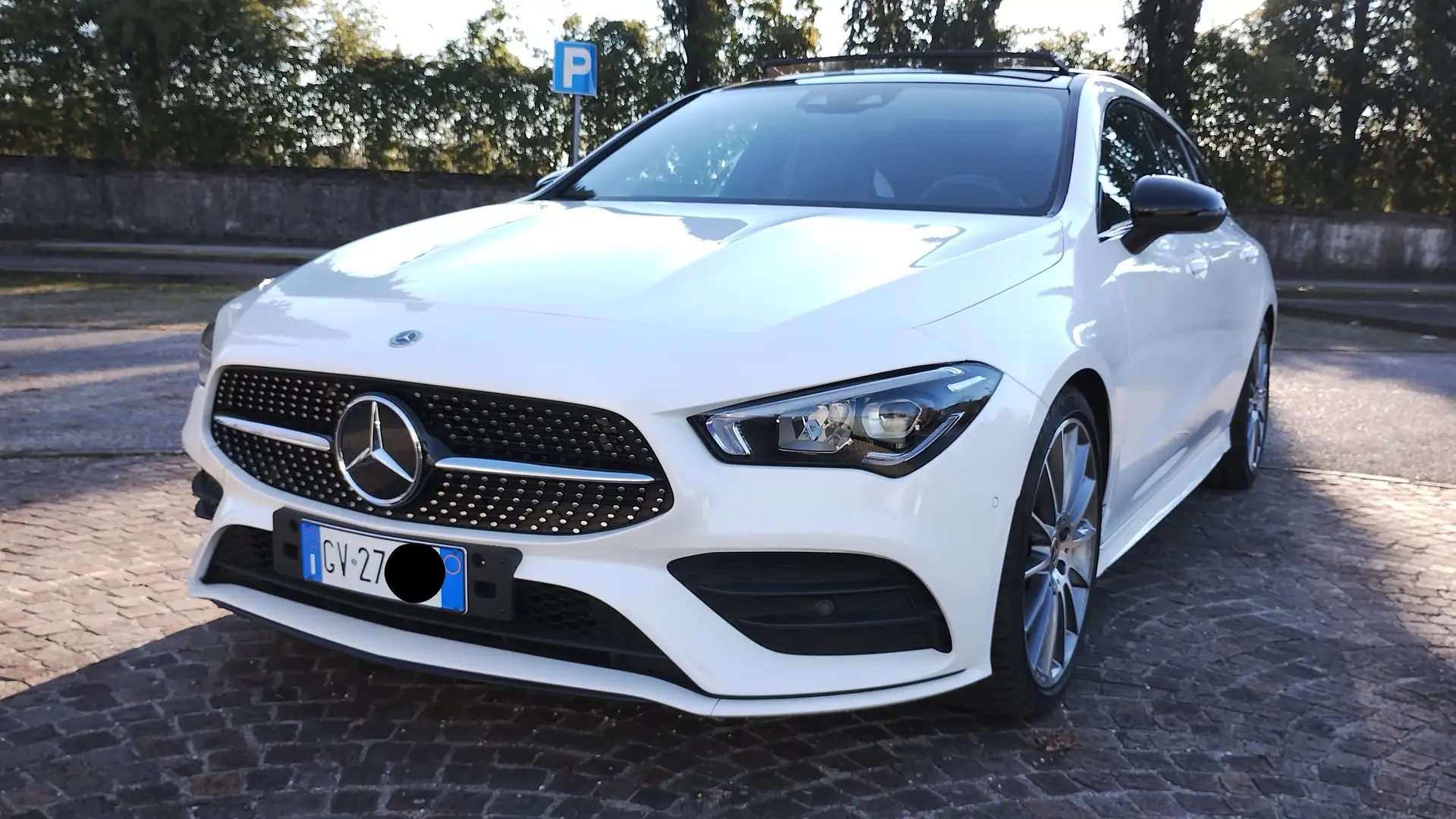 Mercedes-Benz CLA 200 Aut. Shooting Brake Premium AMG TETTO PANORAMA Bianco - 1