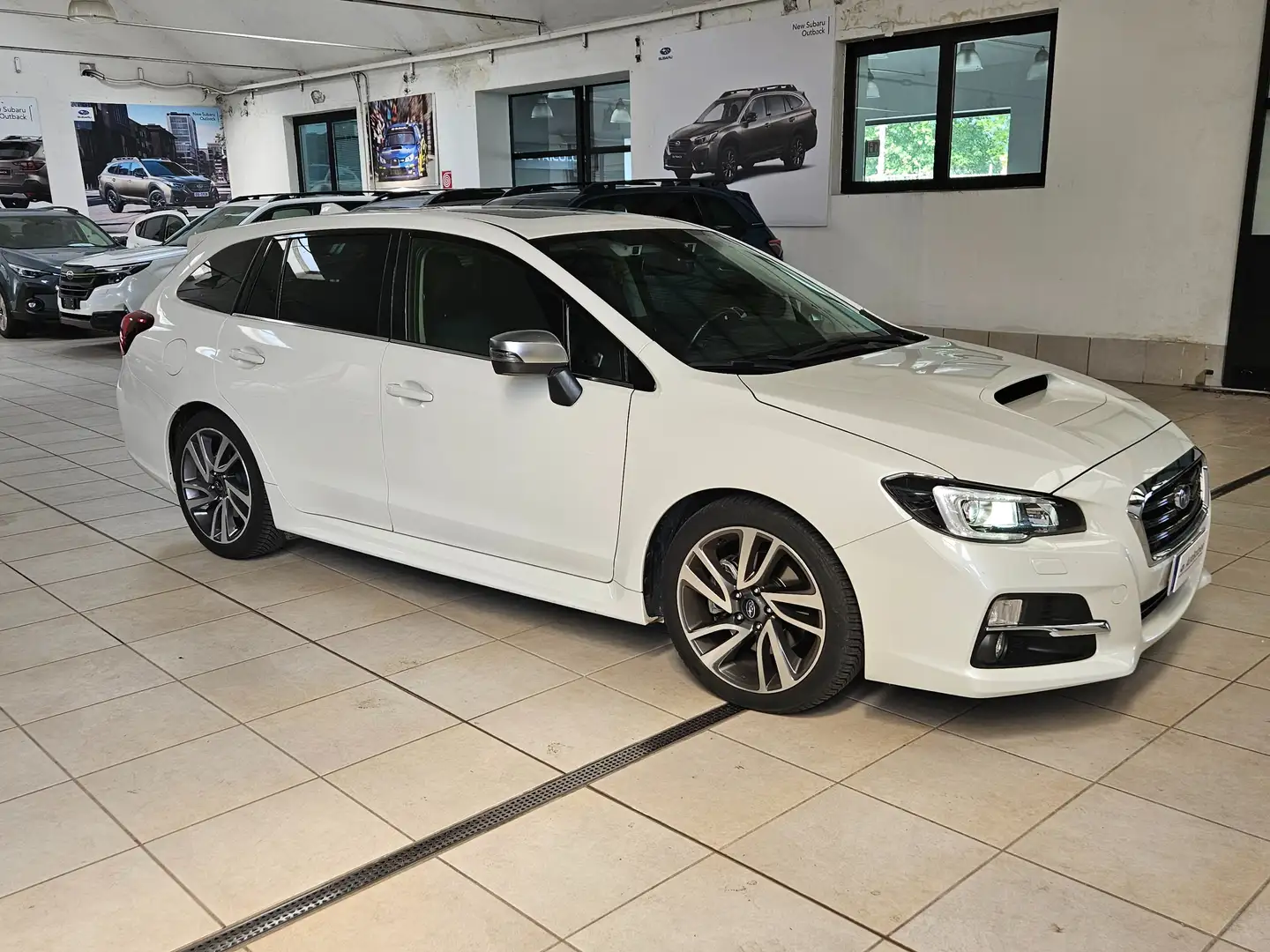 Subaru Levorg Levorg 1.6 dit Sport Style lineartronic my16 White - 2