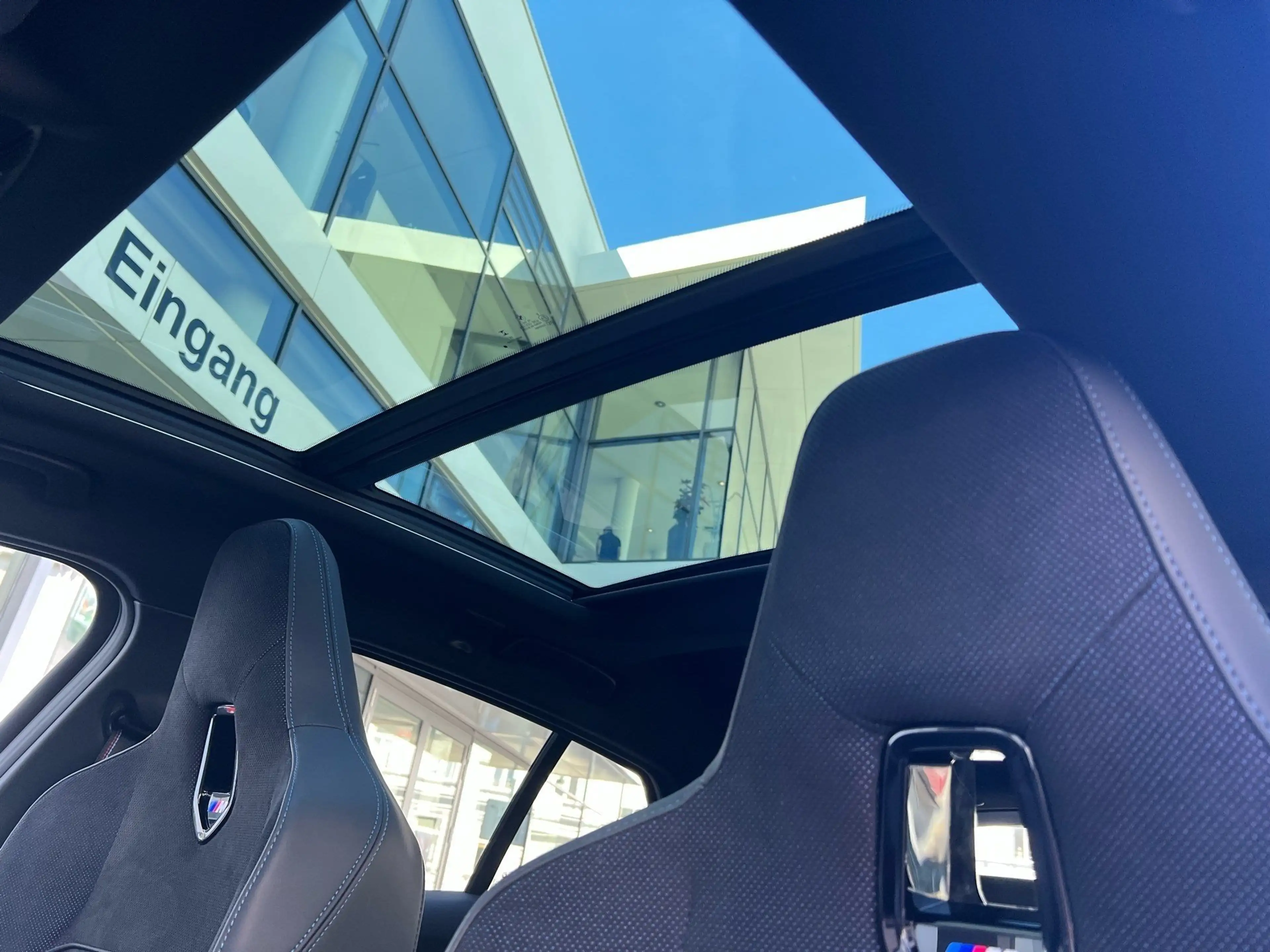 BMW 135 M135 xDrive M Technik DA Prof PA+ Pano HuD H/K — photo 5