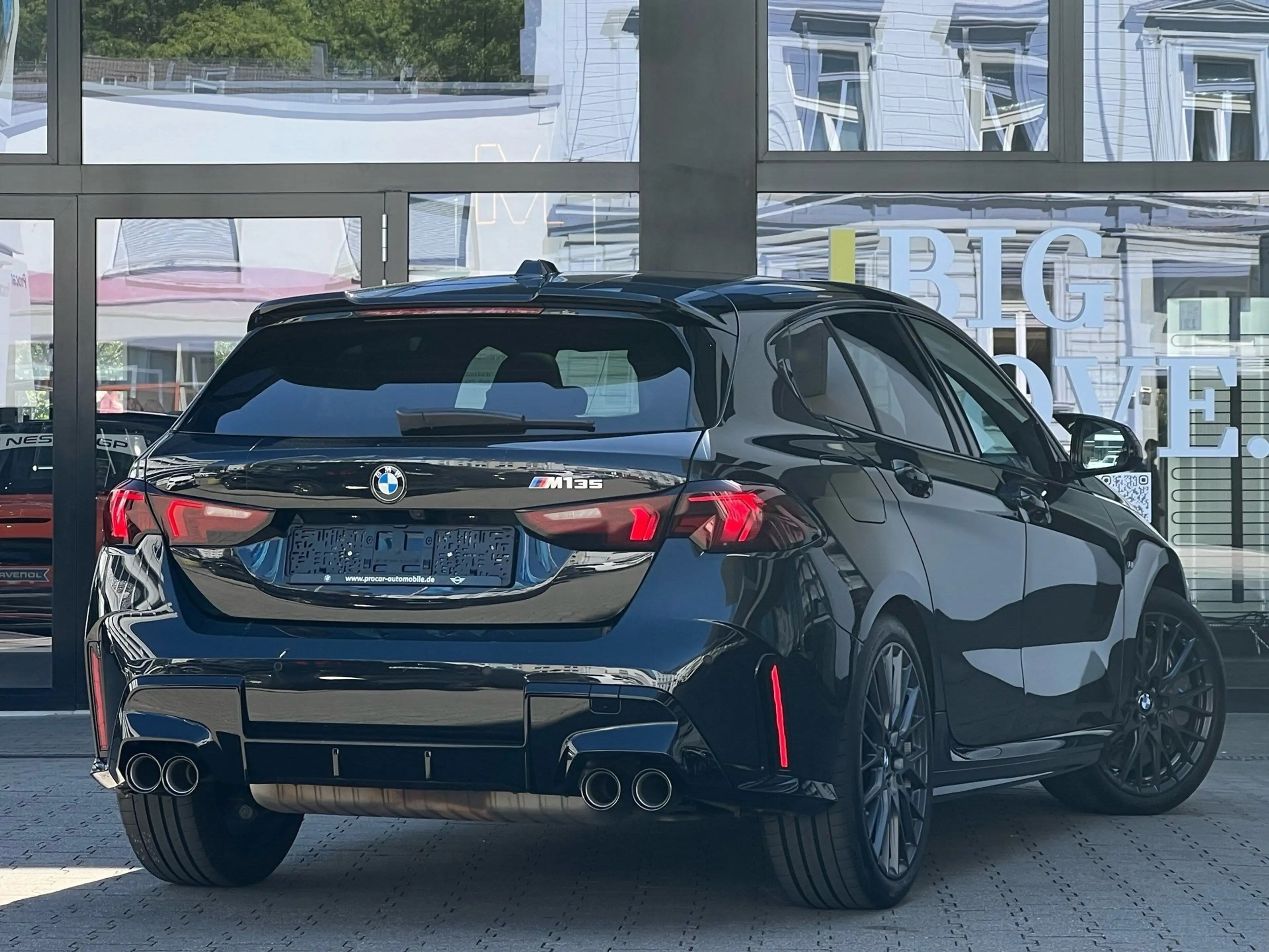BMW 135 M135 xDrive M Technik DA Prof PA+ Pano HuD H/K — photo 2