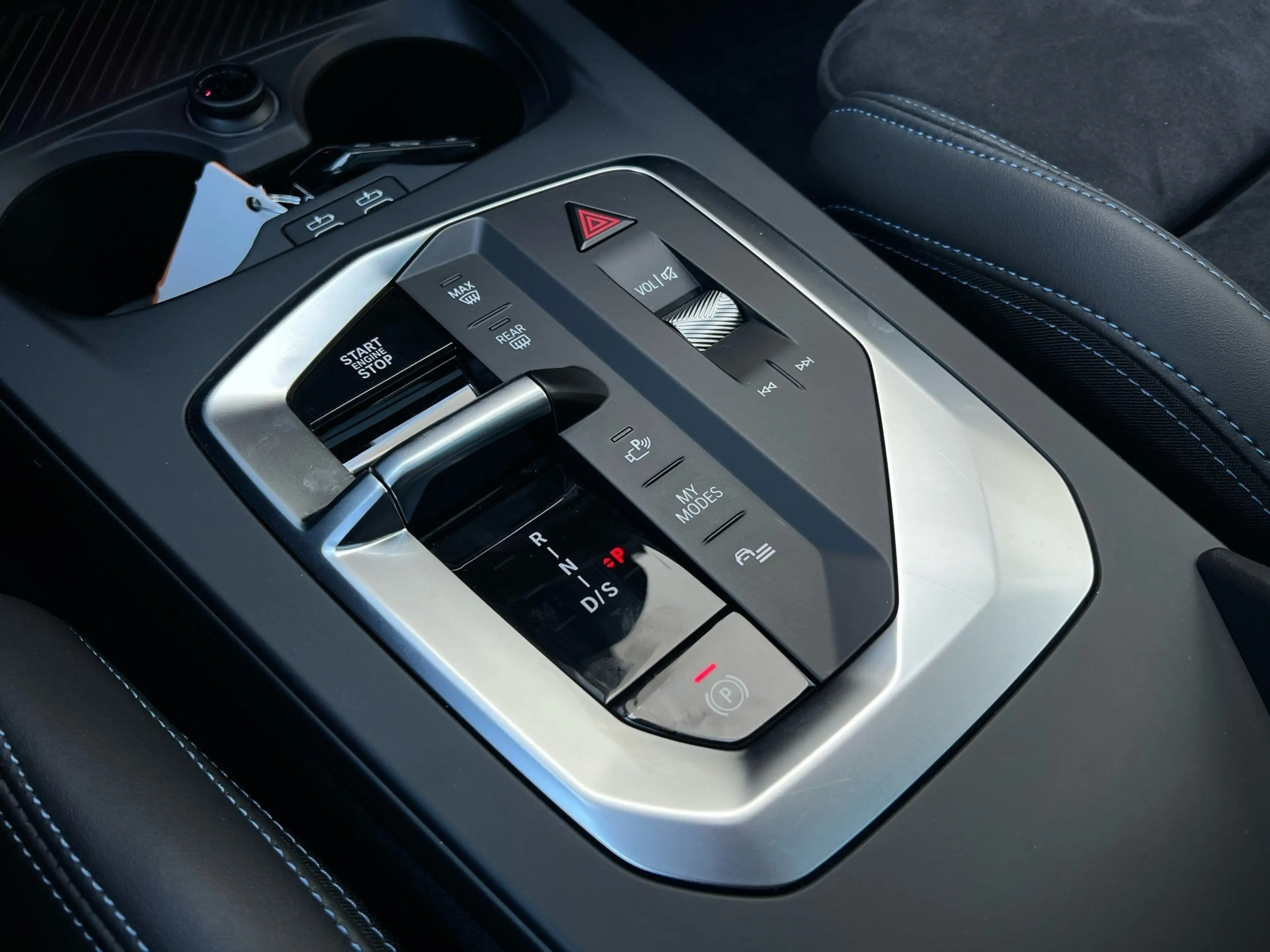 BMW 135 M135 xDrive M Technik DA Prof PA+ Pano HuD H/K — photo 10