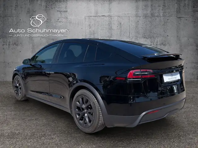 Tesla Model X Dual Ansicht 5