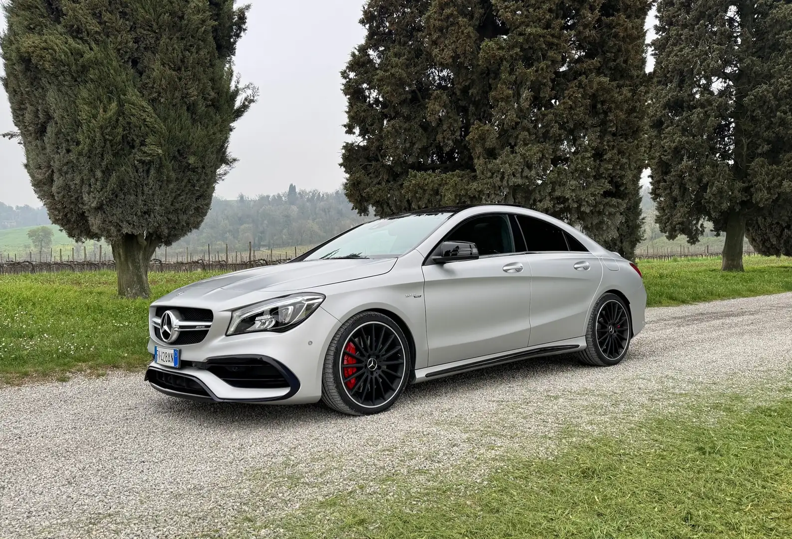 Mercedes-Benz CLA 45 AMG Race Edition 4matic auto Silber - 1