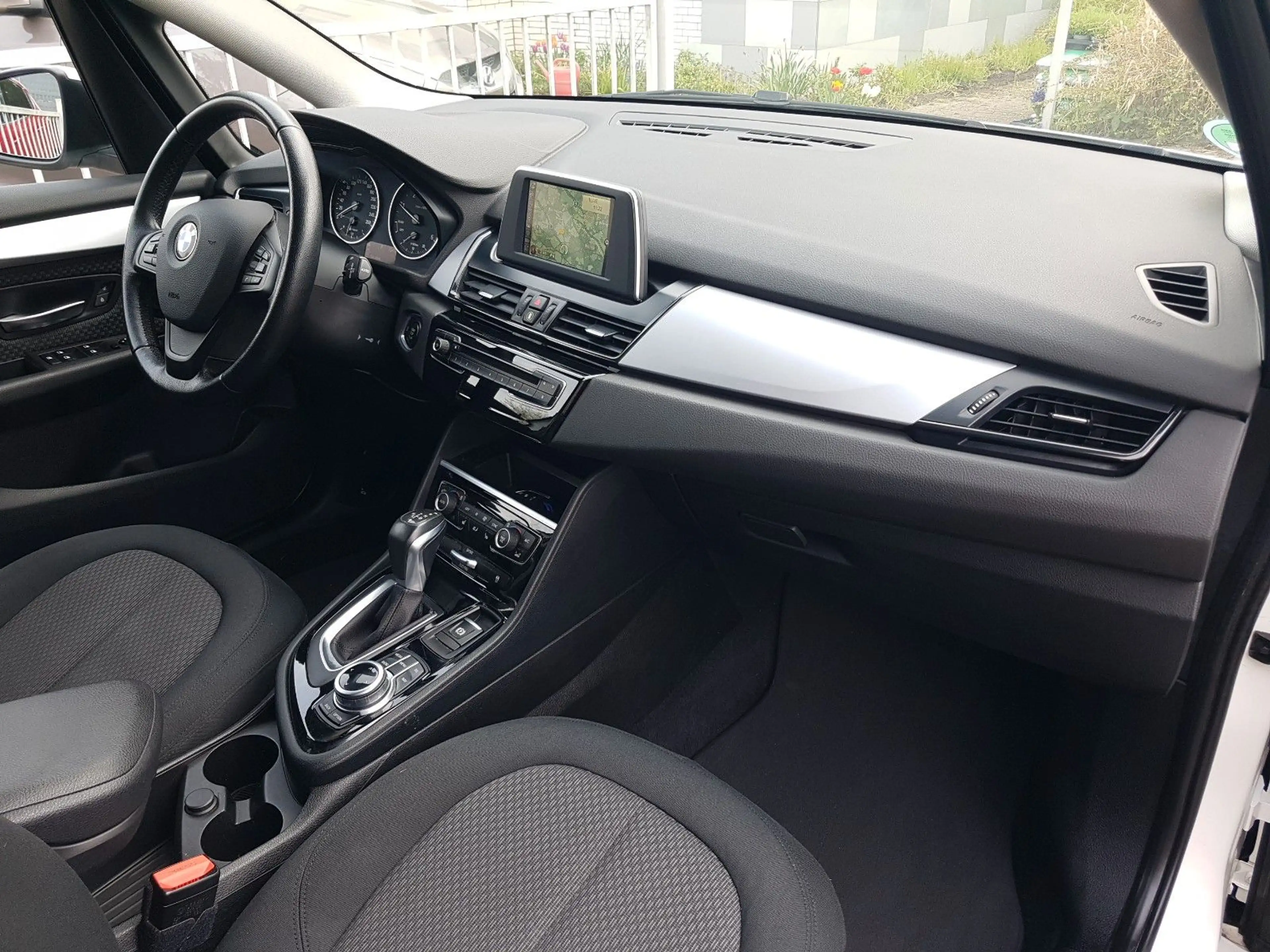 BMW 216 Advantage Navi 17"Alu Sitzhzg — photo 13