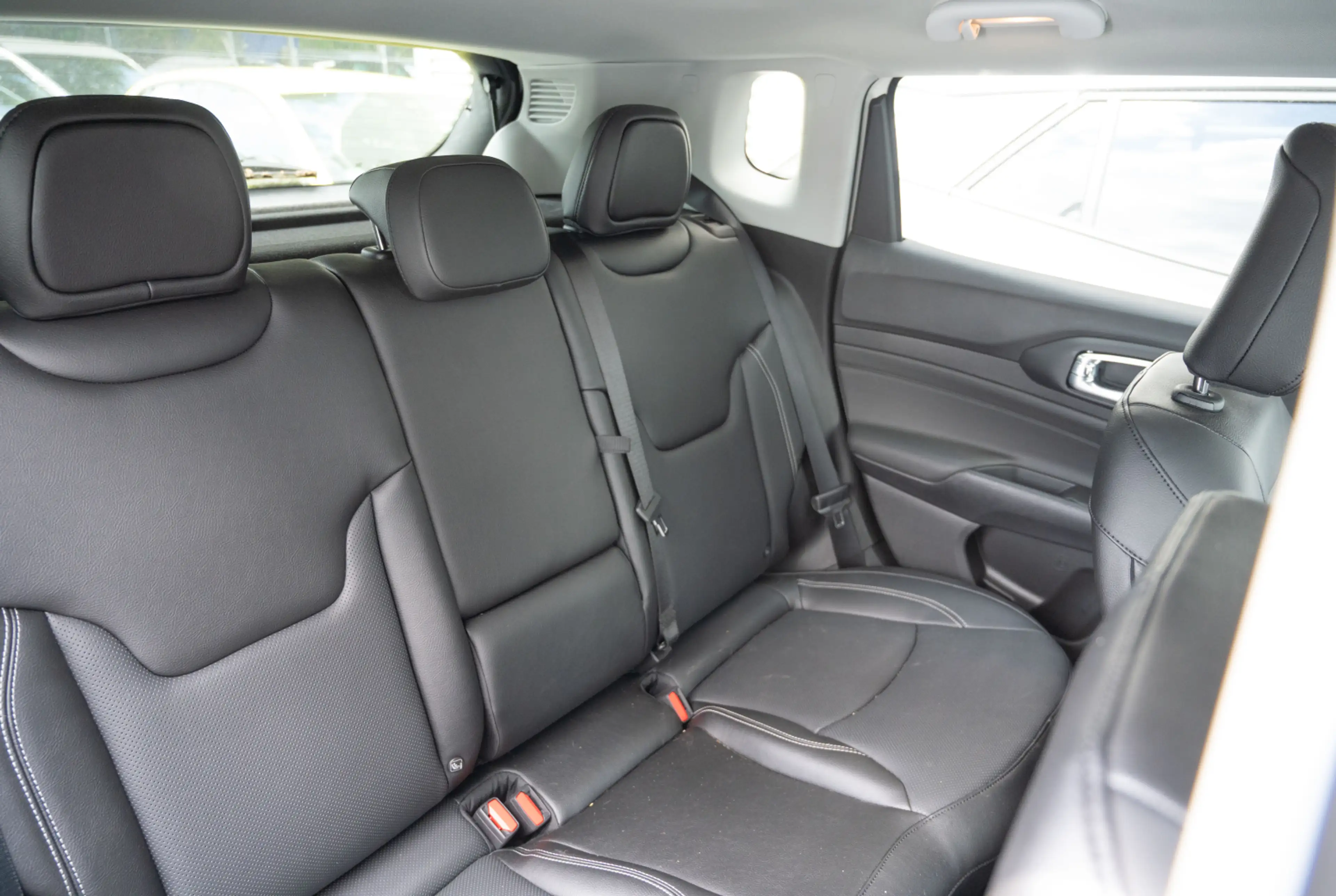 Jeep Compass Summit 1.5 GSE T4 48V e-Hybrid *WINTER-PAKET*PARK-PAKET* — photo 4