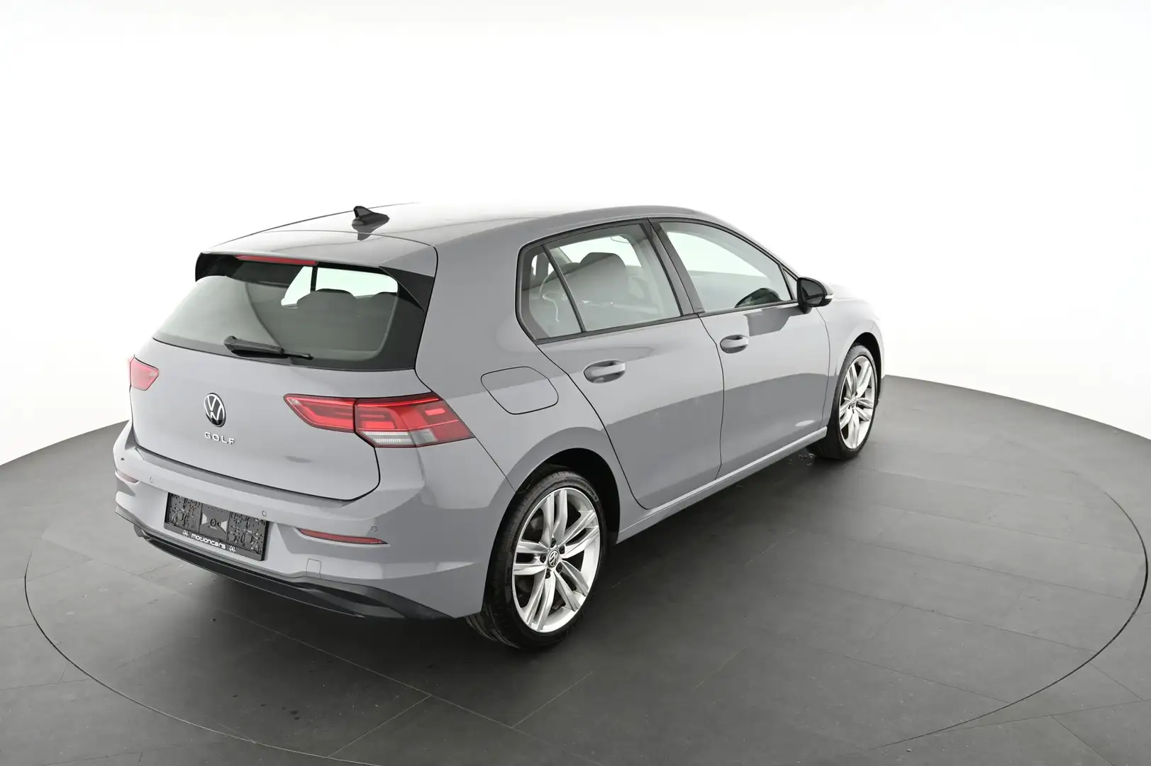 Volkswagen Golf VIII 2.0 TDI Life DSG Pickerl NEU Grau - 2