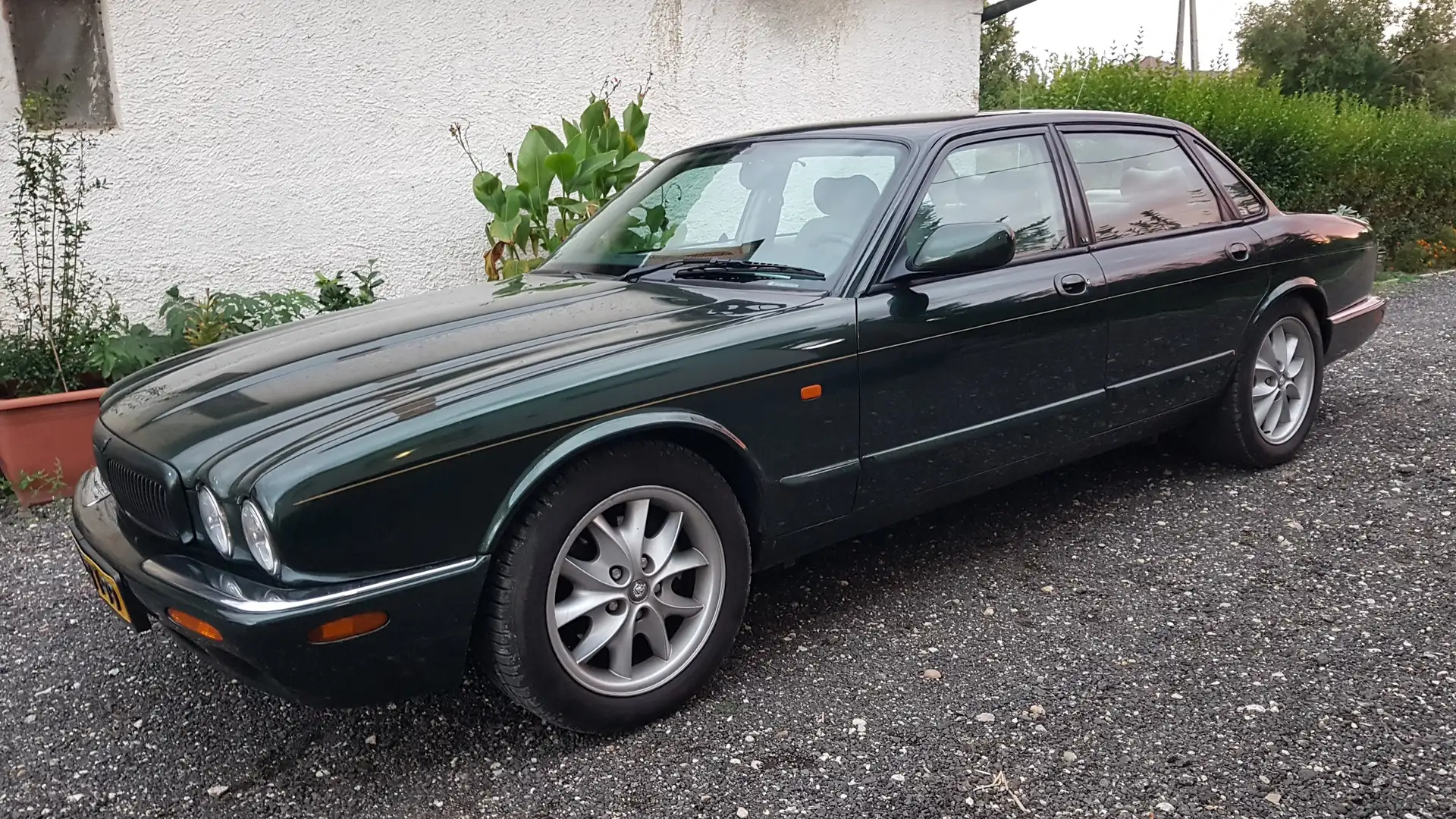 Jaguar XJ 3.2 V8 x308 LPG-G3 + klepsmeersysteem - 2