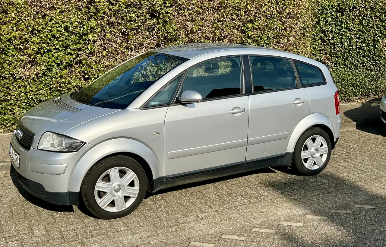 Audi A2